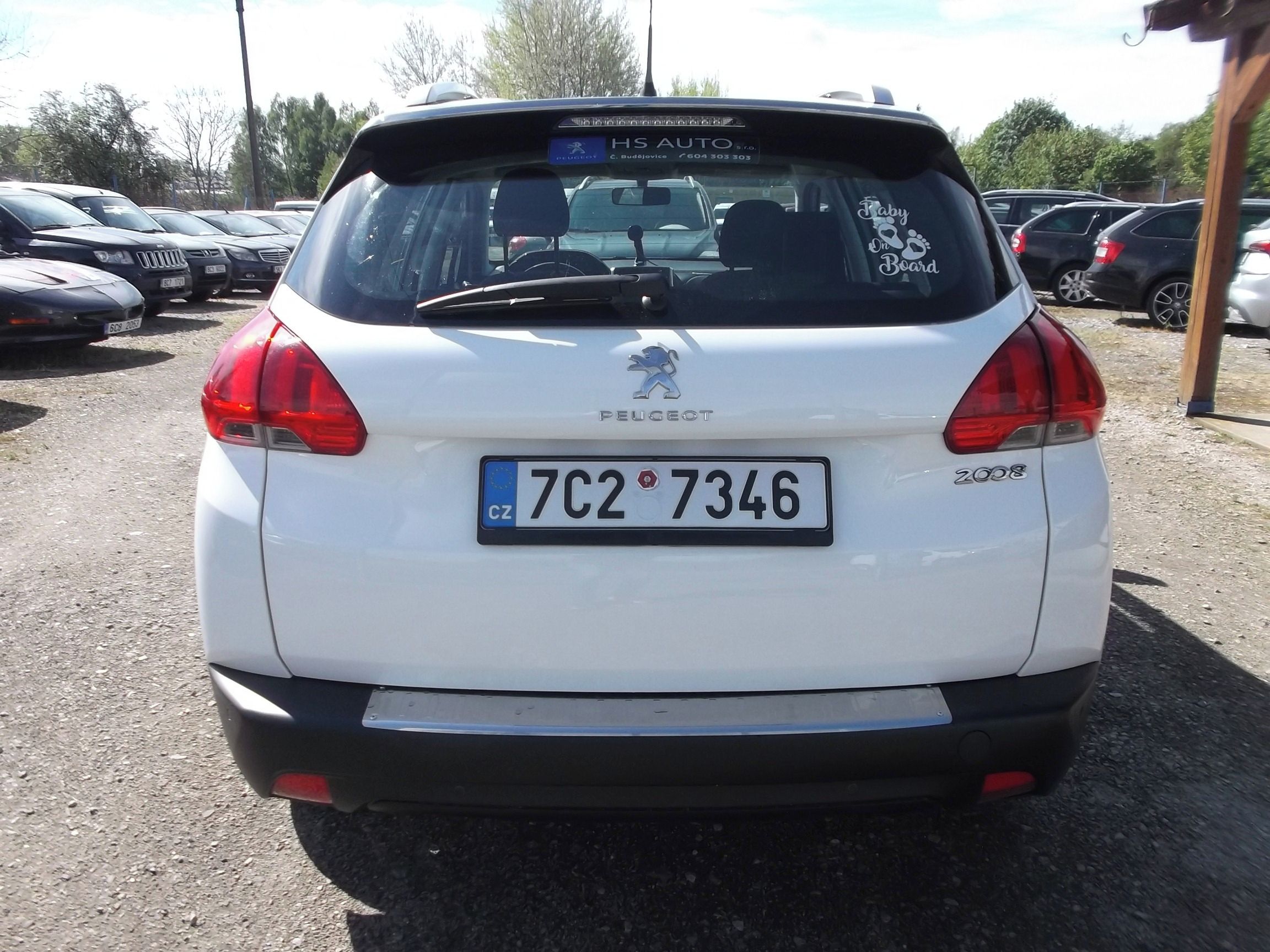Peugeot 2008, 1.2 PT - fotka 3