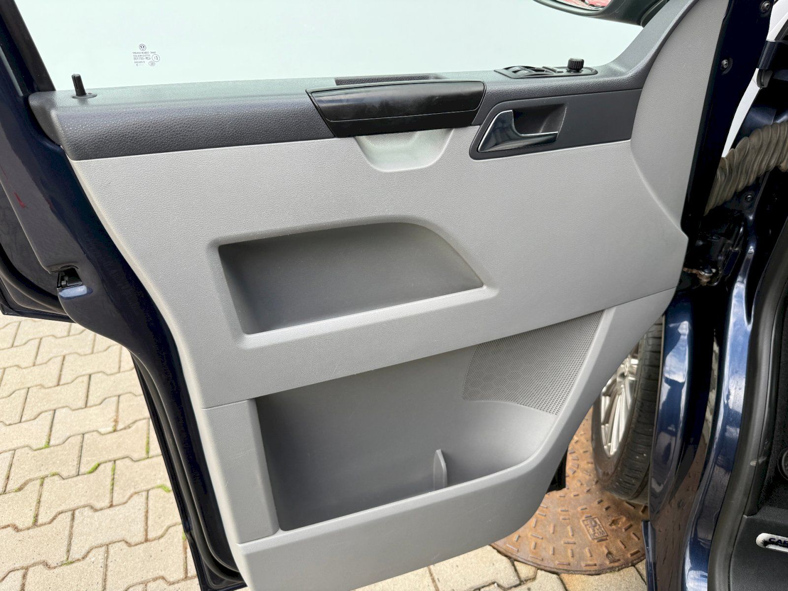 Volkswagen Caravelle, 2.0TDI 103kW/140PS 9 Míst - fotka 6