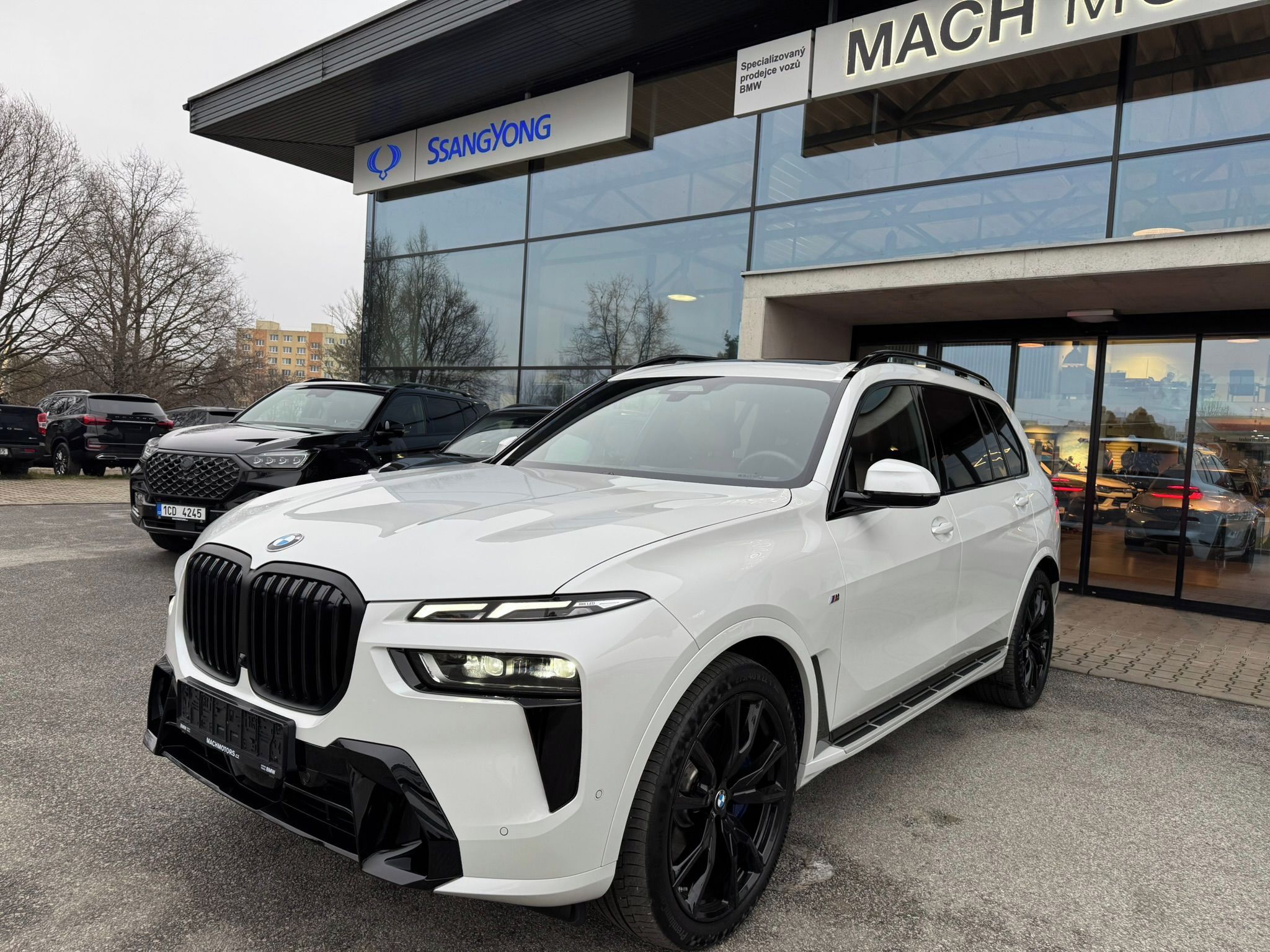 BMW X7, 40xd Nezávislé T., N.Náprava - fotka 4