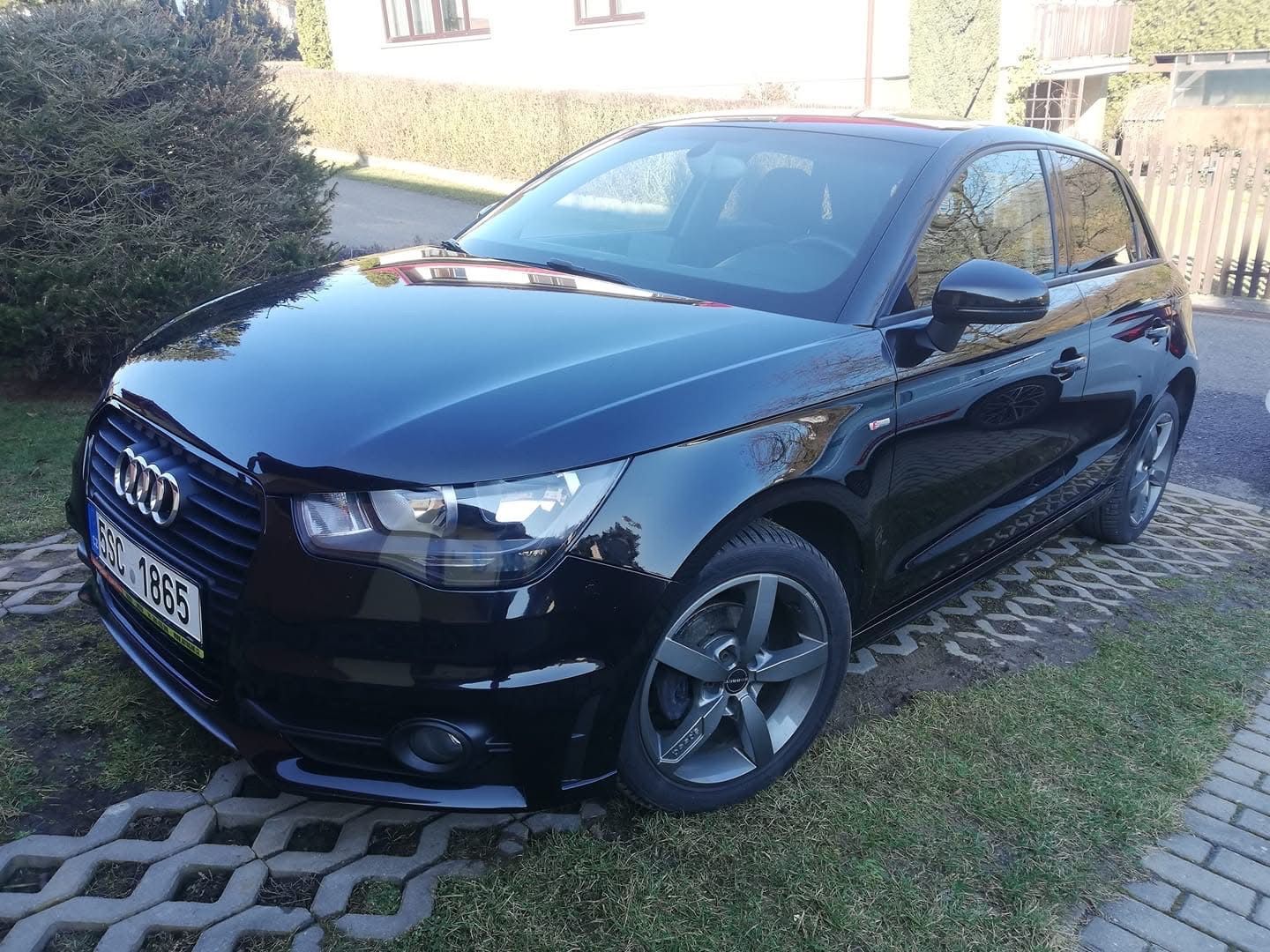 Audi A1, AUDI A1 S-line 1,2 benzín
