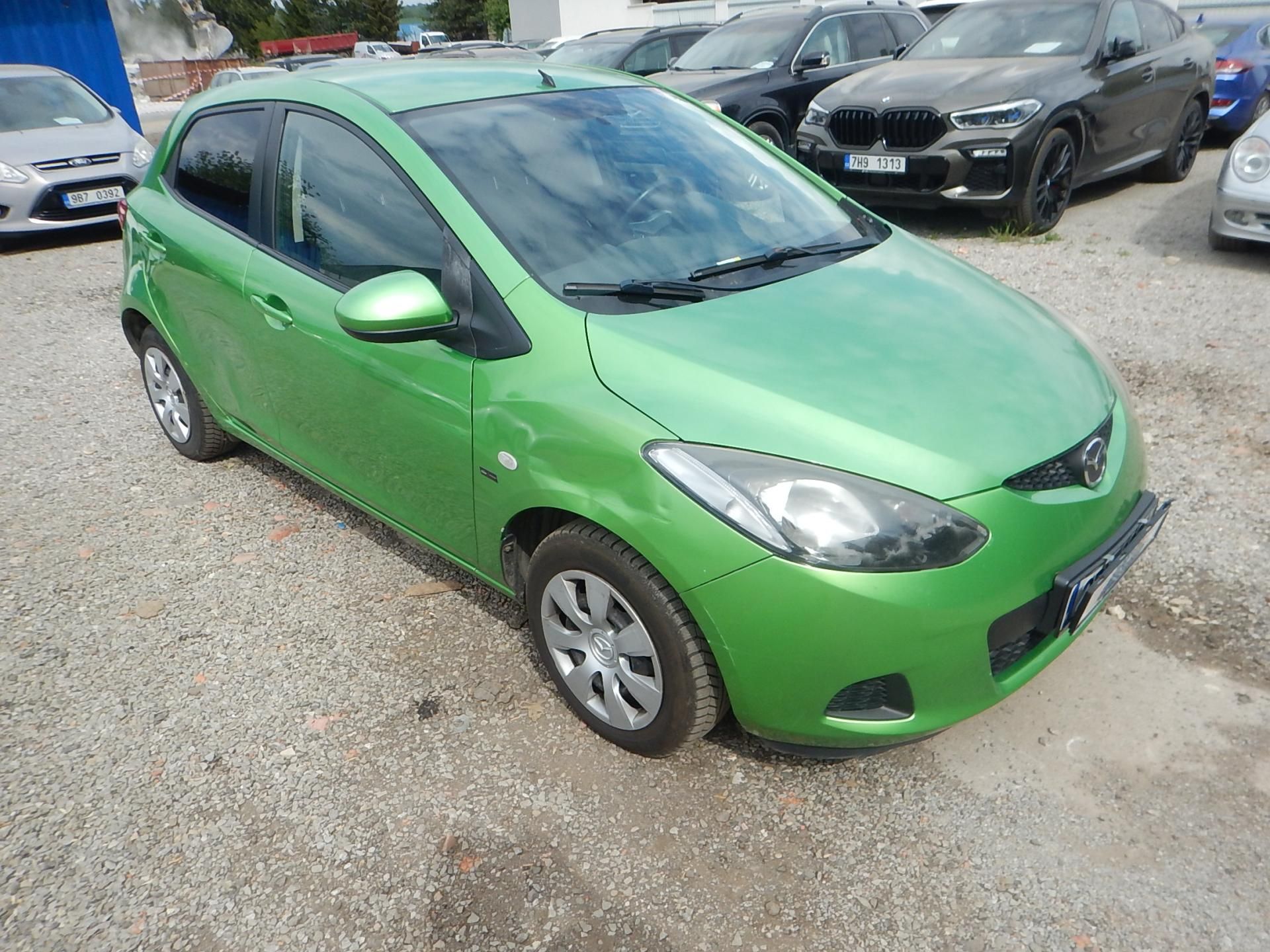 Mazda 2, 1.4i, 63 kW, KLIMA - fotka 4