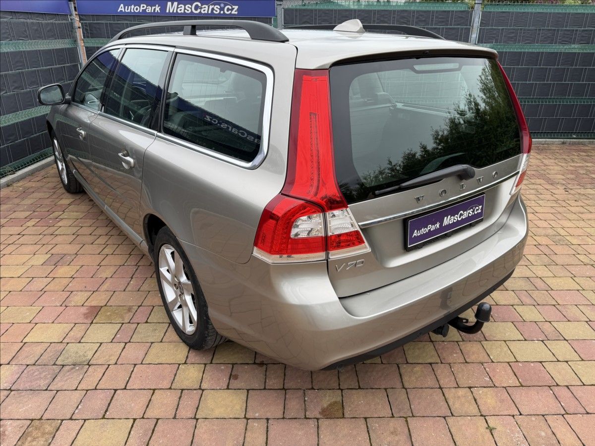 Volvo V70, 2.0 D4 Momentum - fotka 6