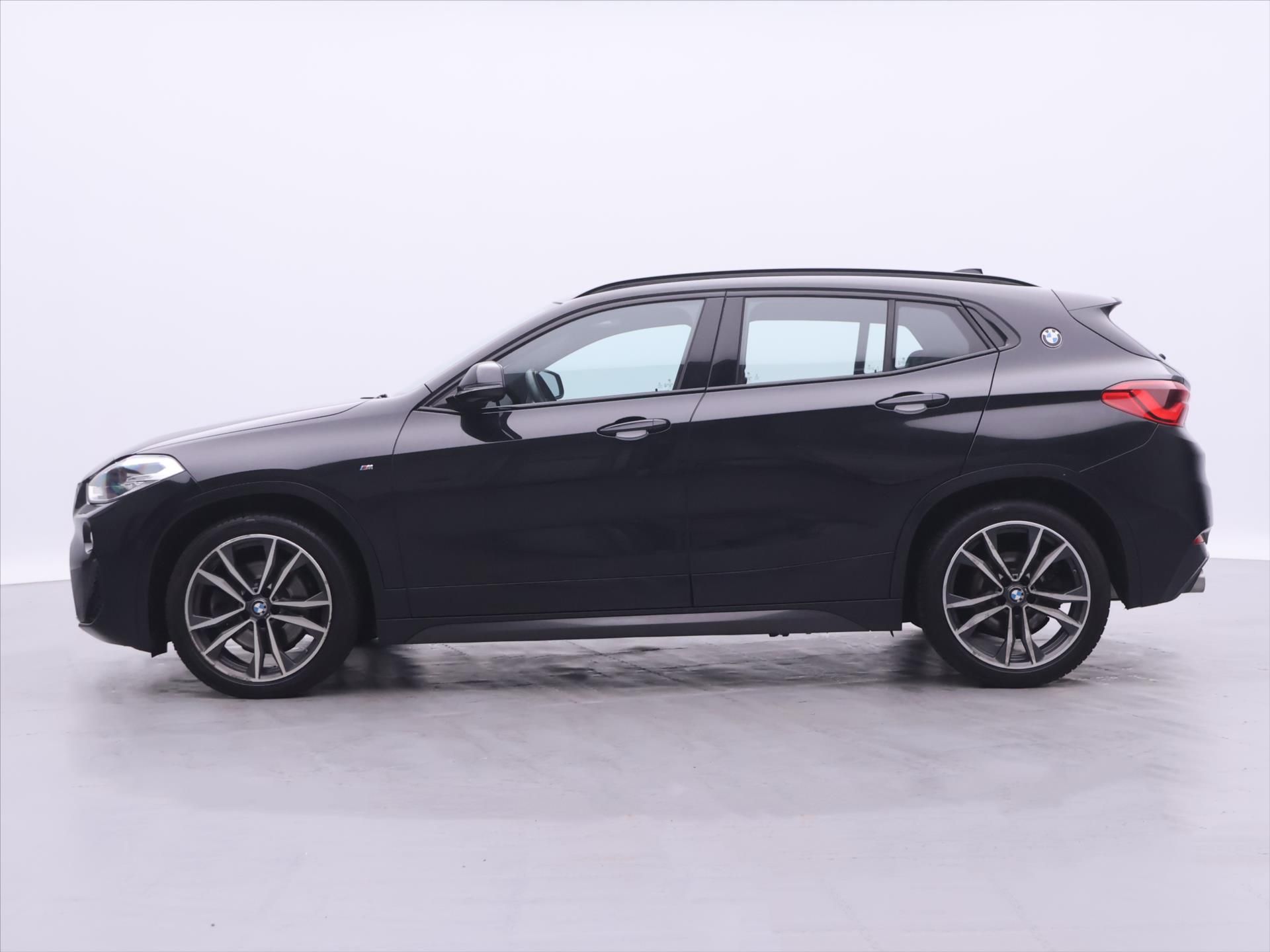 BMW X2, 2,0 20xD 140kW Aut. CZ M-Sport - fotka 4
