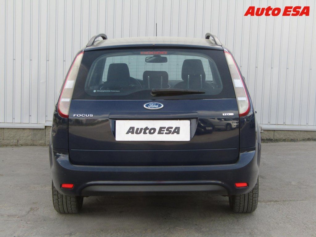 Ford Focus, 2.0 TDCi - fotka 5