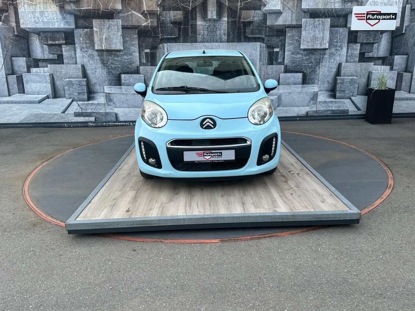 Citroën C1, 1.0i, 50KW - fotka 2