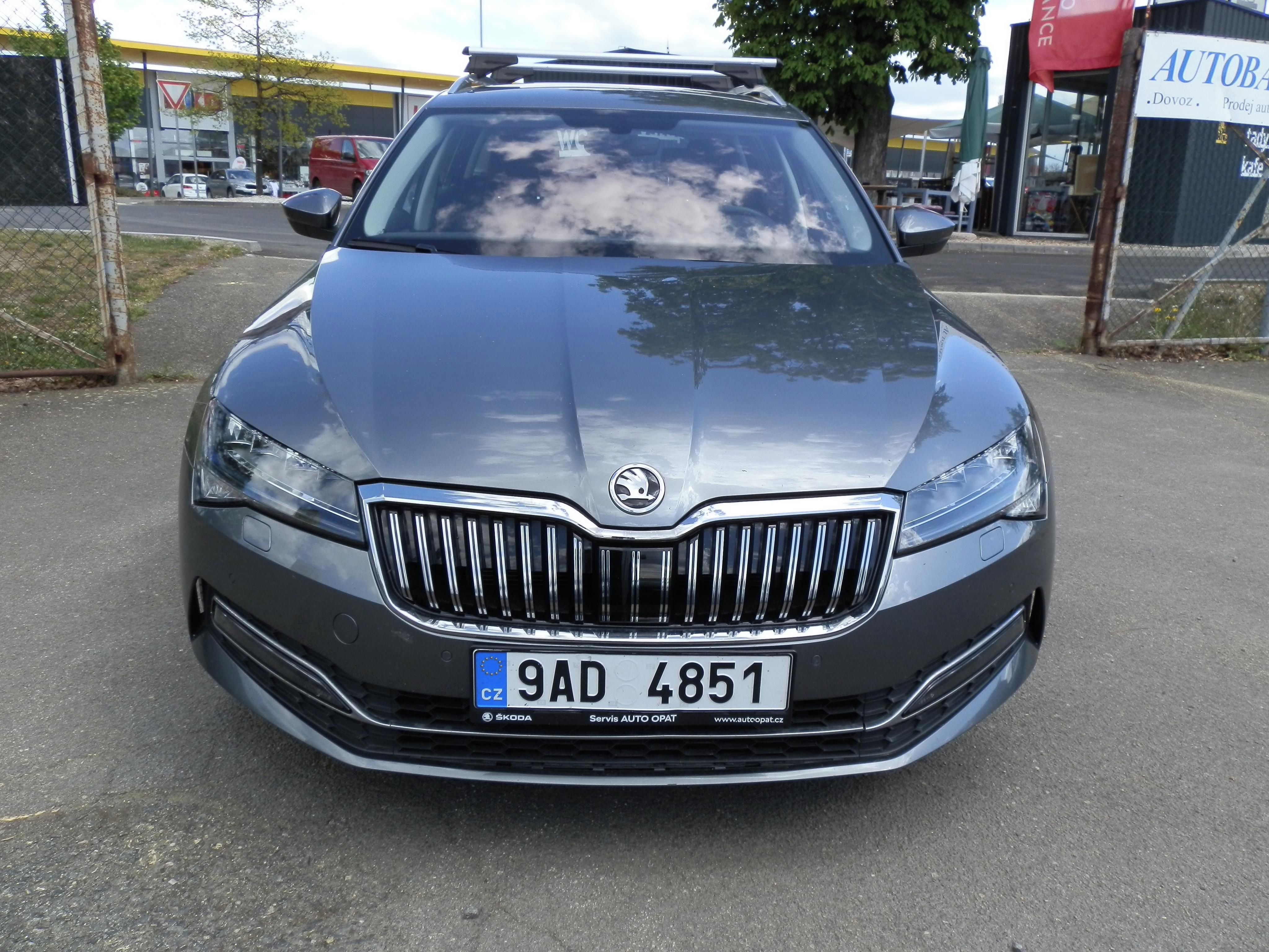 Škoda Superb, 2,0 TDi, 110kW - fotka 2