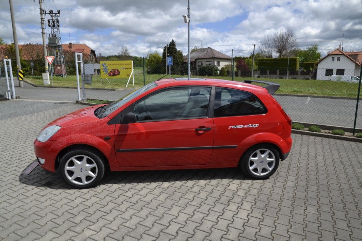 Ford Fiesta, 1,3 i NOVÁ STK TZ  V - fotka 4