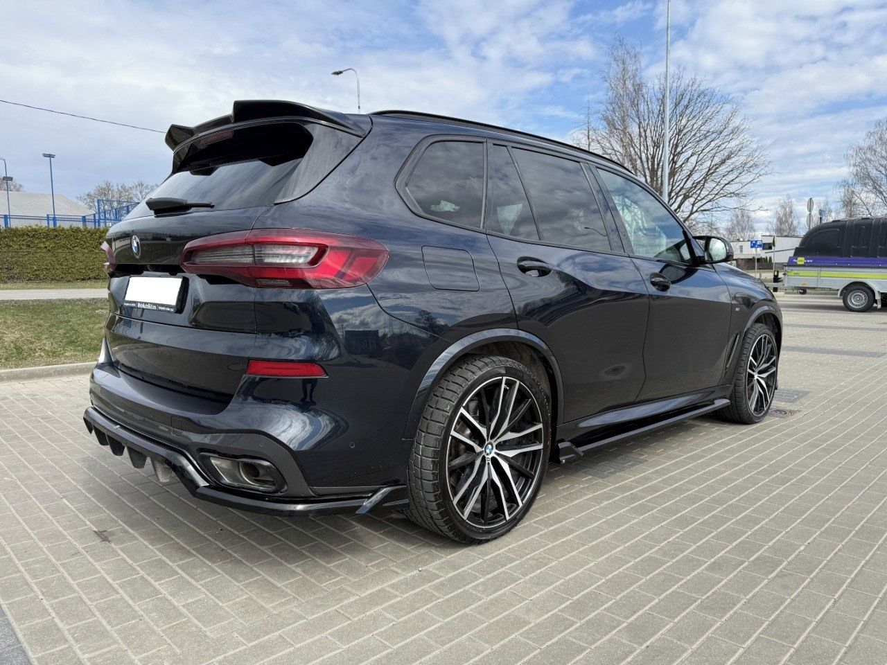 BMW X5, M50 i Sport xDrive - fotka 4