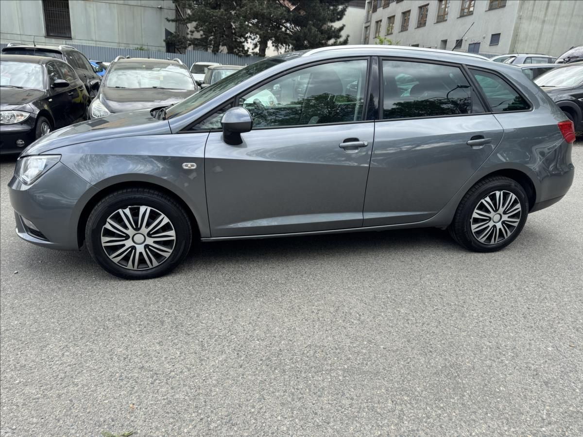 Seat Ibiza, 1,2 KRASNÝ STAV !! - fotka 4