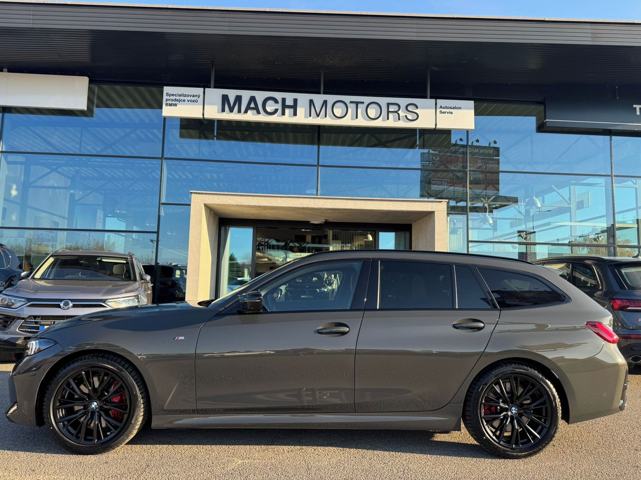 BMW Řada 3, M340i xDrive Touring El. Tažné - fotka 4