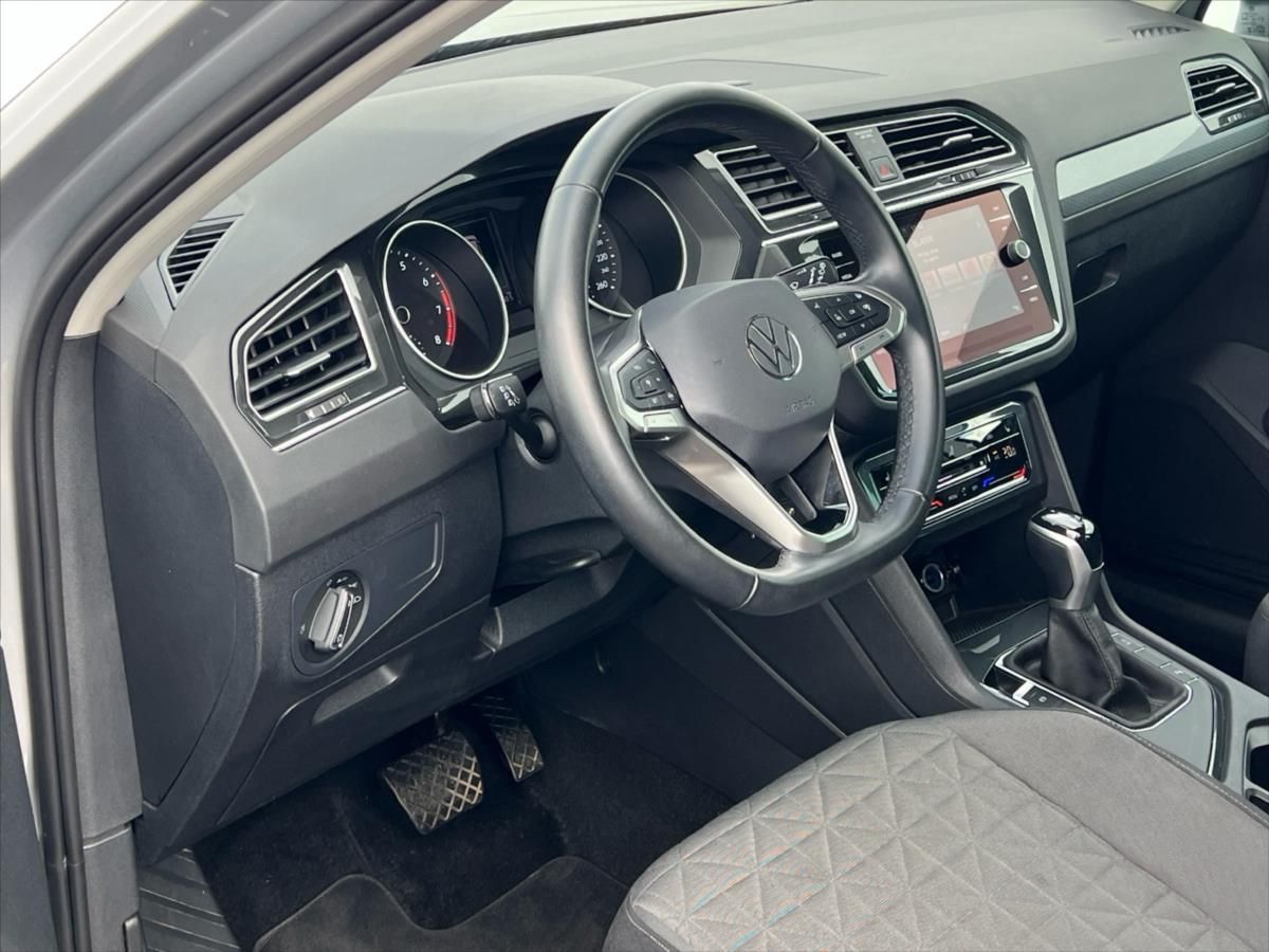 Volkswagen Tiguan, 1,5 TSi 110kW 7DSG LIFE - fotka 6