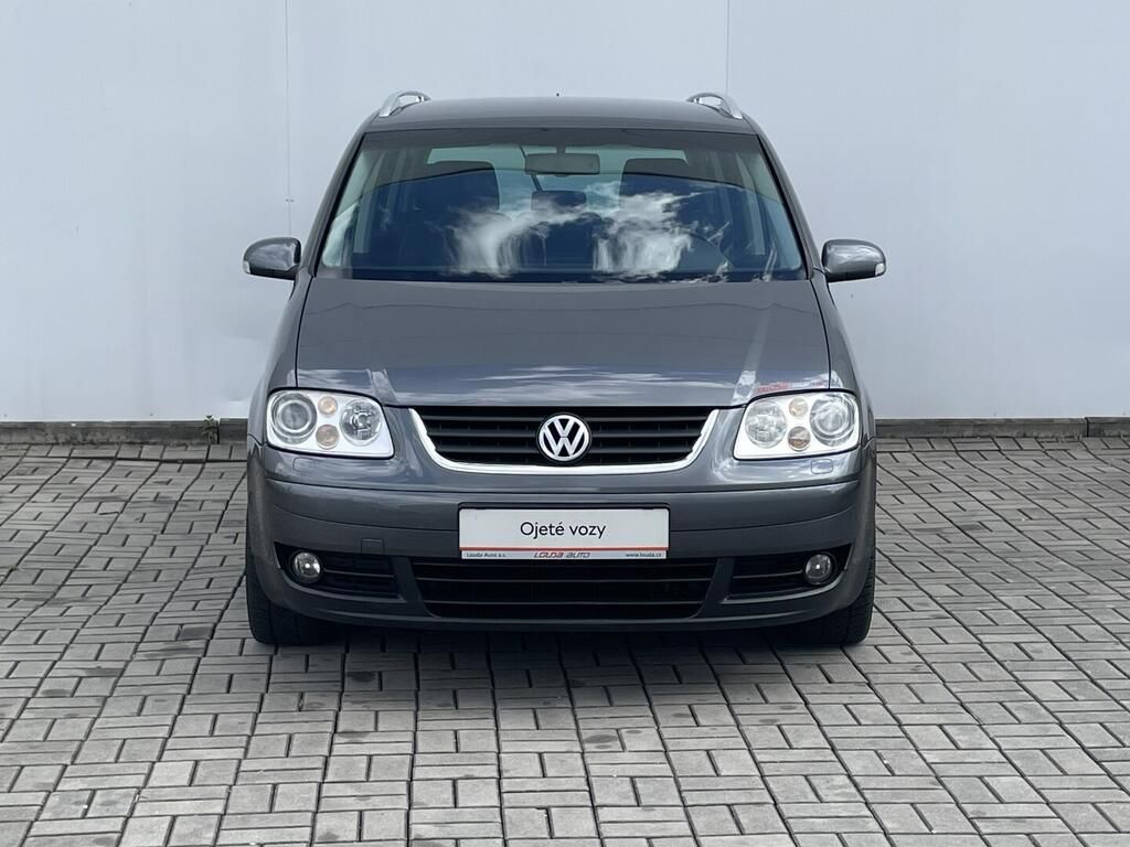 Volkswagen Touran, 2.0 TDI 103 kW - fotka 4