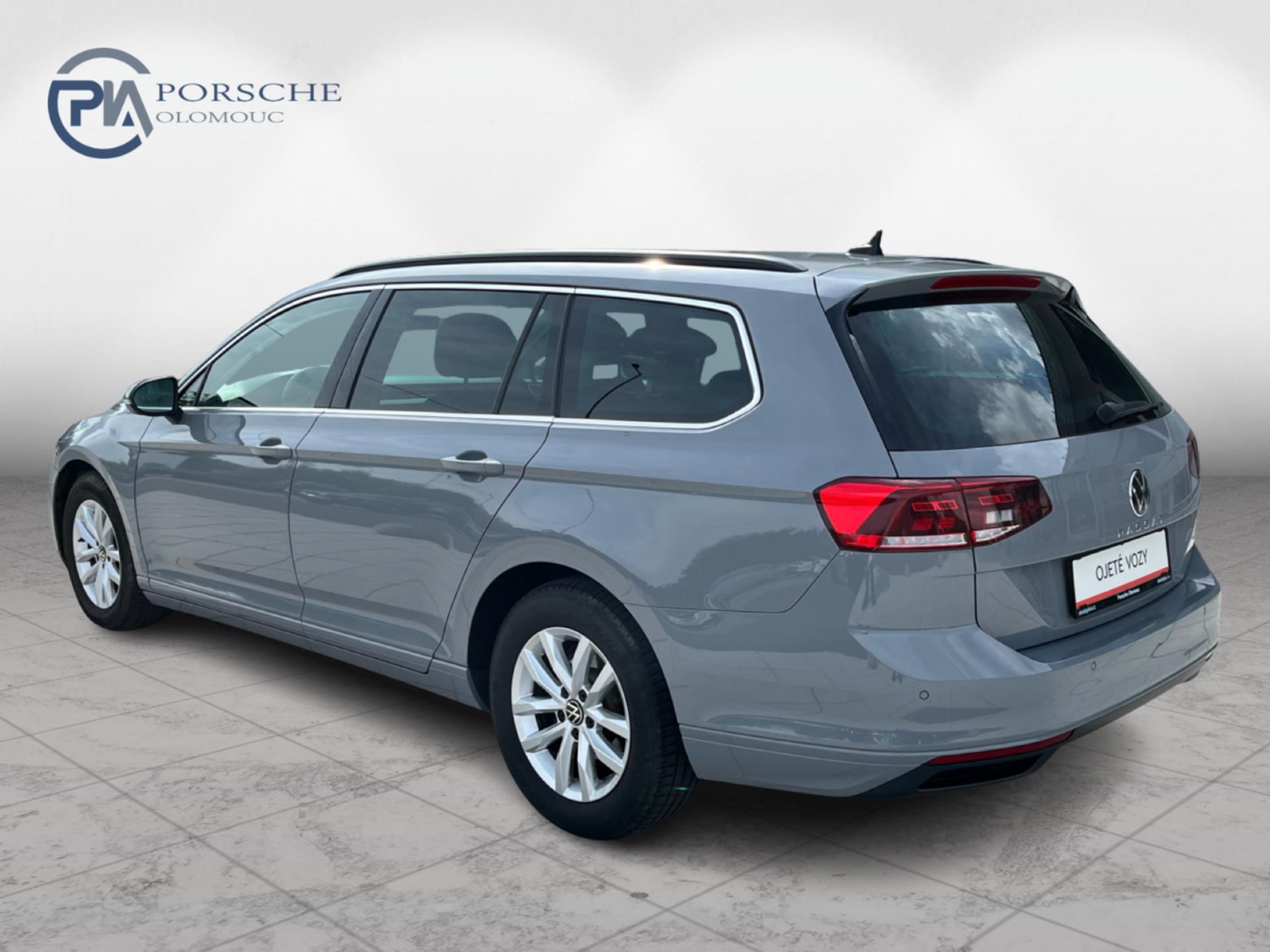 Volkswagen Passat, 2.0TDi DSG 110kW Business Prem - fotka 6