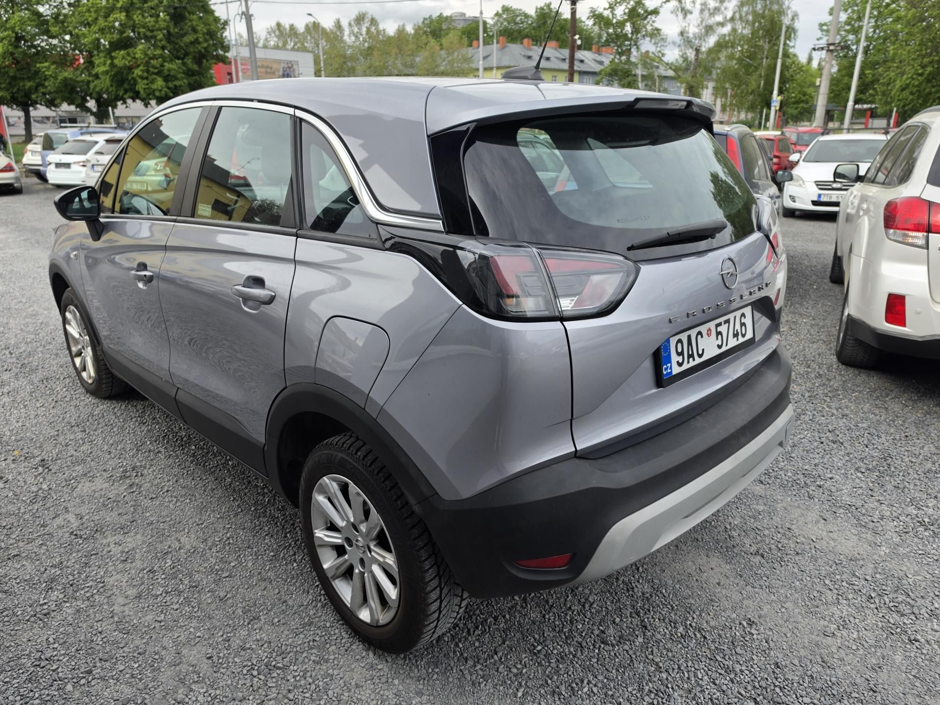 Opel Crossland X, 1.2 T - fotka 3