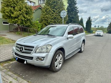 320 cdi 165 kw 7 míst