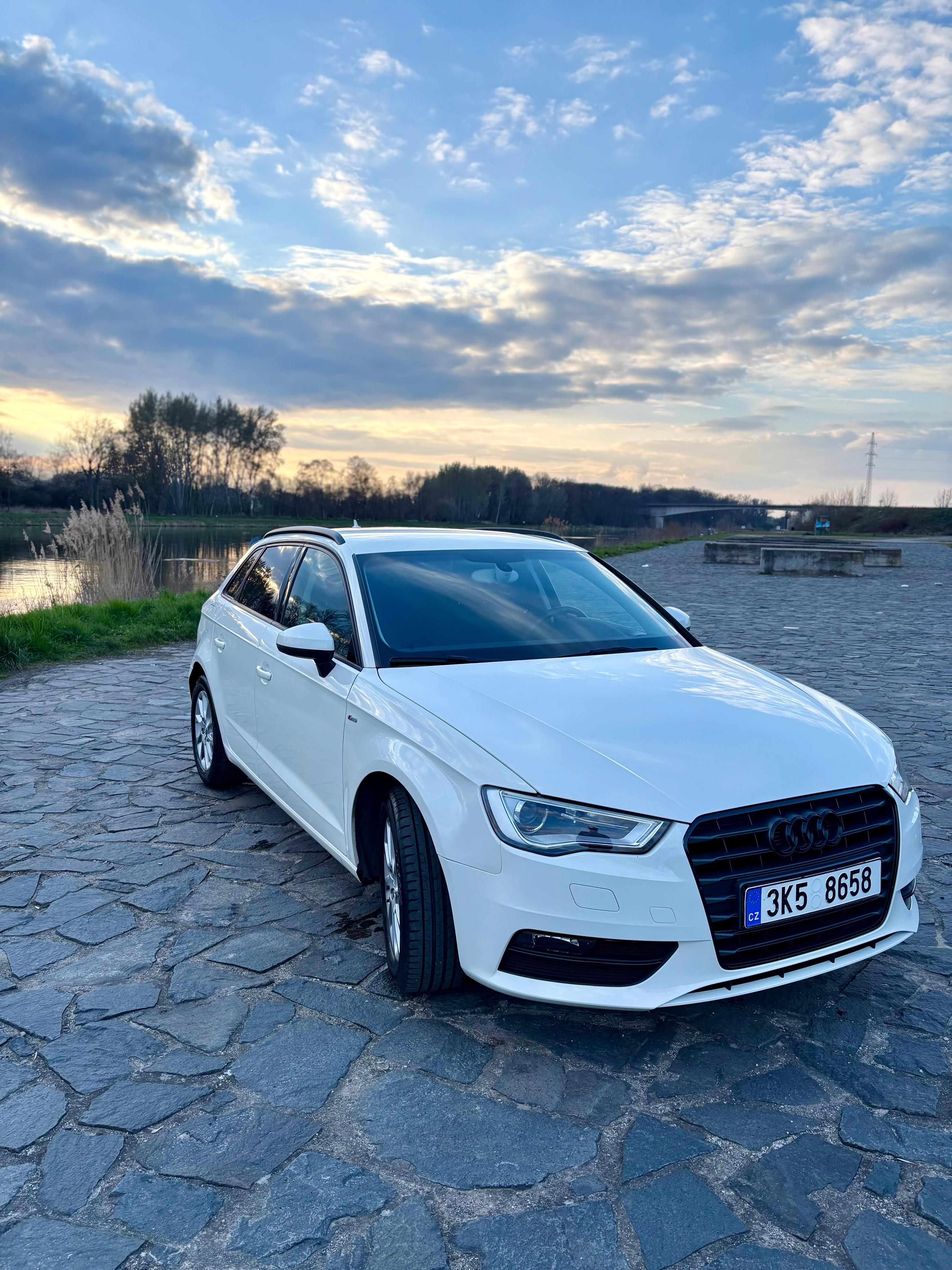 Audi A3, Audi A3 8V 1.6 TDI, S line - fotka 5