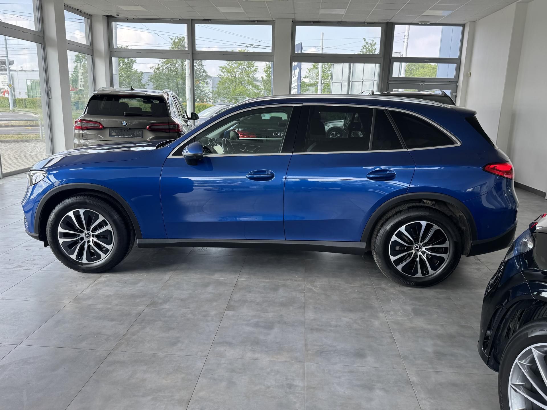 Mercedes-Benz GLC, 220d 4MATIC LED AVANTGARDE - fotka 4