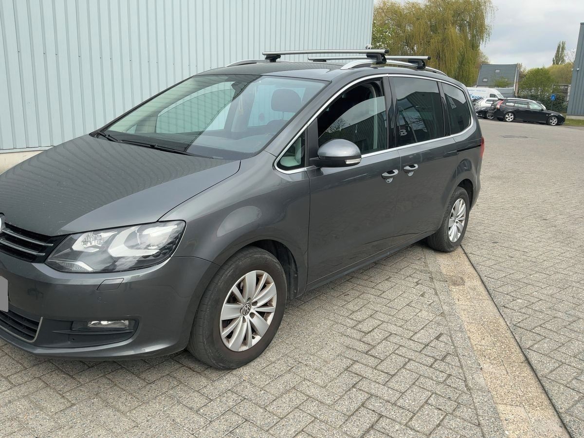 Volkswagen Sharan, 2.0 Tdi 103KW KůŽE 7-MÍST XENO