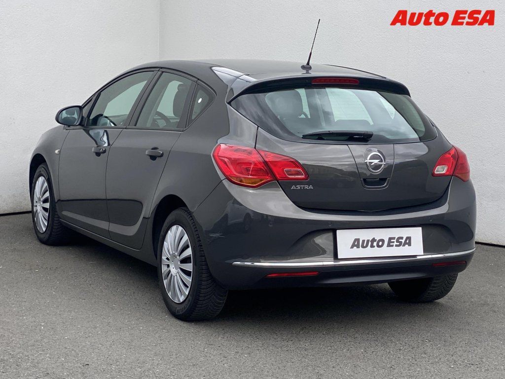 Opel Astra, 1.6,Selection - fotka 6