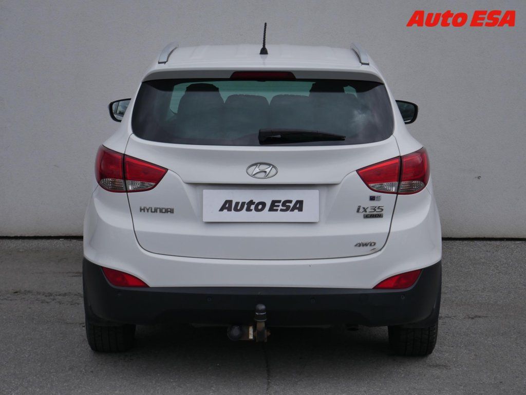 Hyundai ix35, 2.0,ČR,STK4/28 - fotka 5