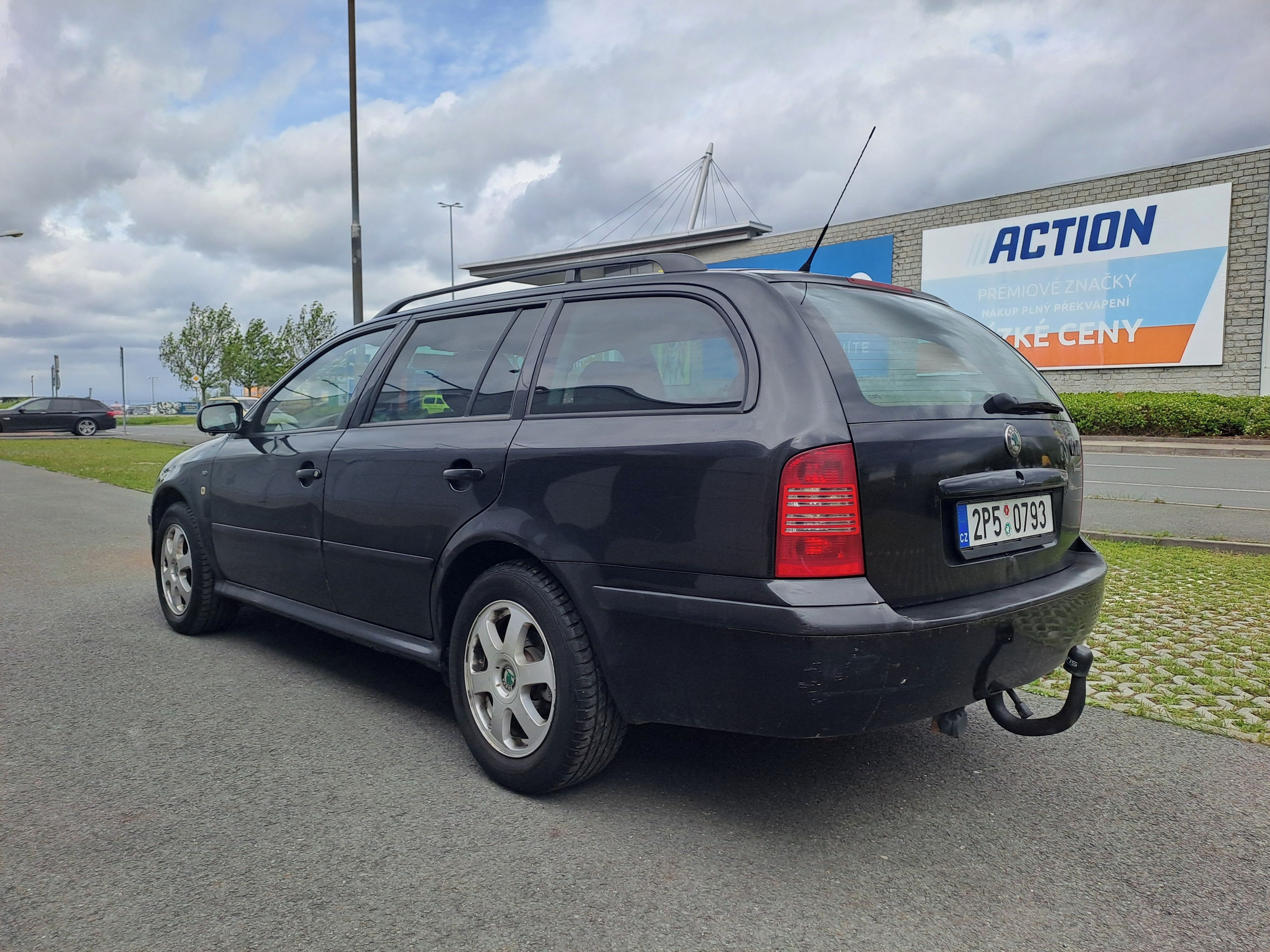 Škoda Octavia, 1.9TDI 81KW SPOLEHLIVÉ+KOLA - fotka 5