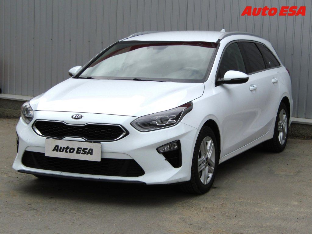 Kia Cee´d, 1.4 T-GDi,2.maj,ČR,AT - fotka 3