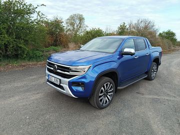 VW Amarok ČR 1.majitel garáž