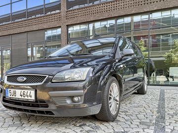 1.6 74 kW Ghia Black Limited