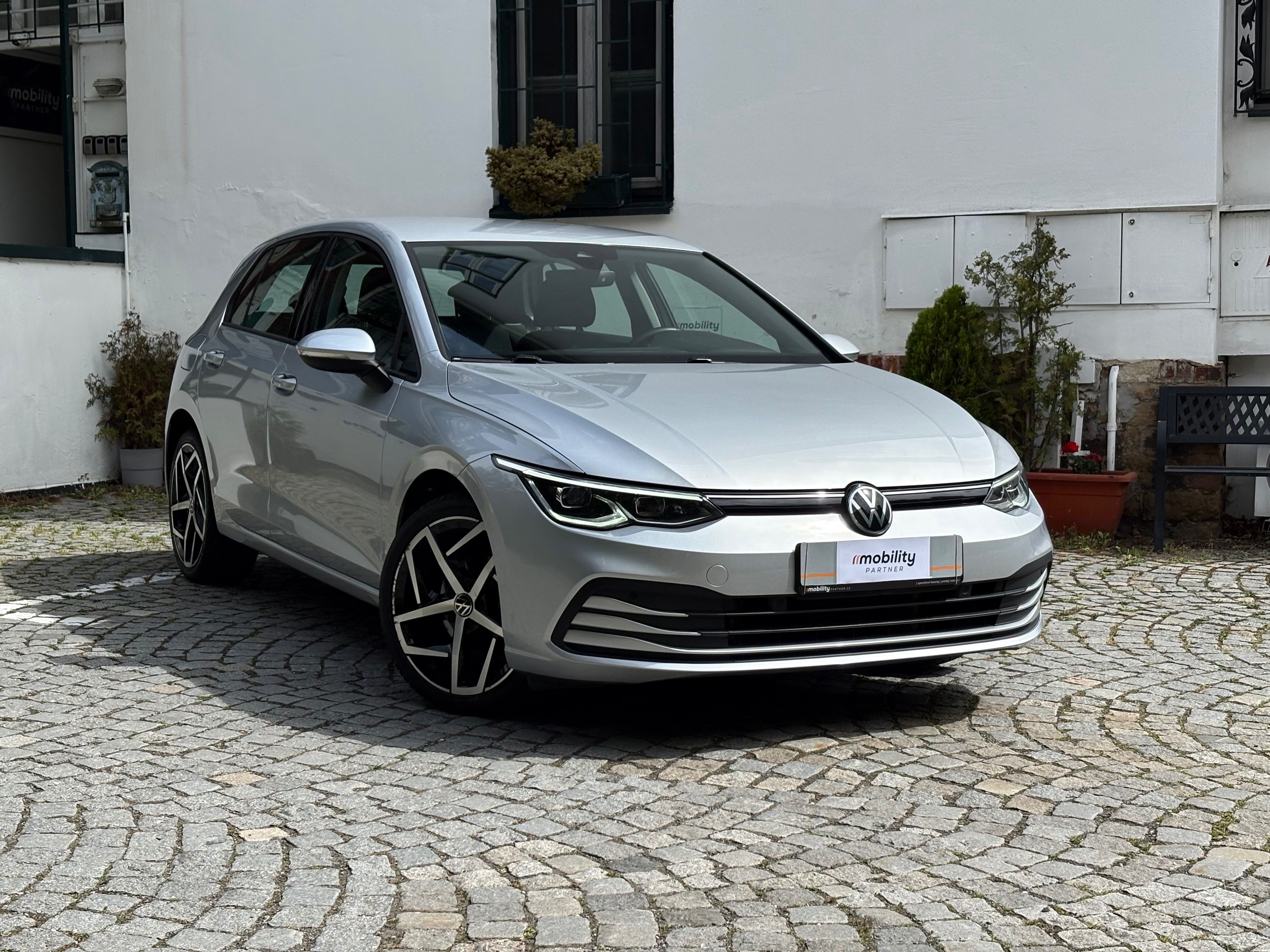 Volkswagen Golf, 1.5 TSI LIFE+, ČR
