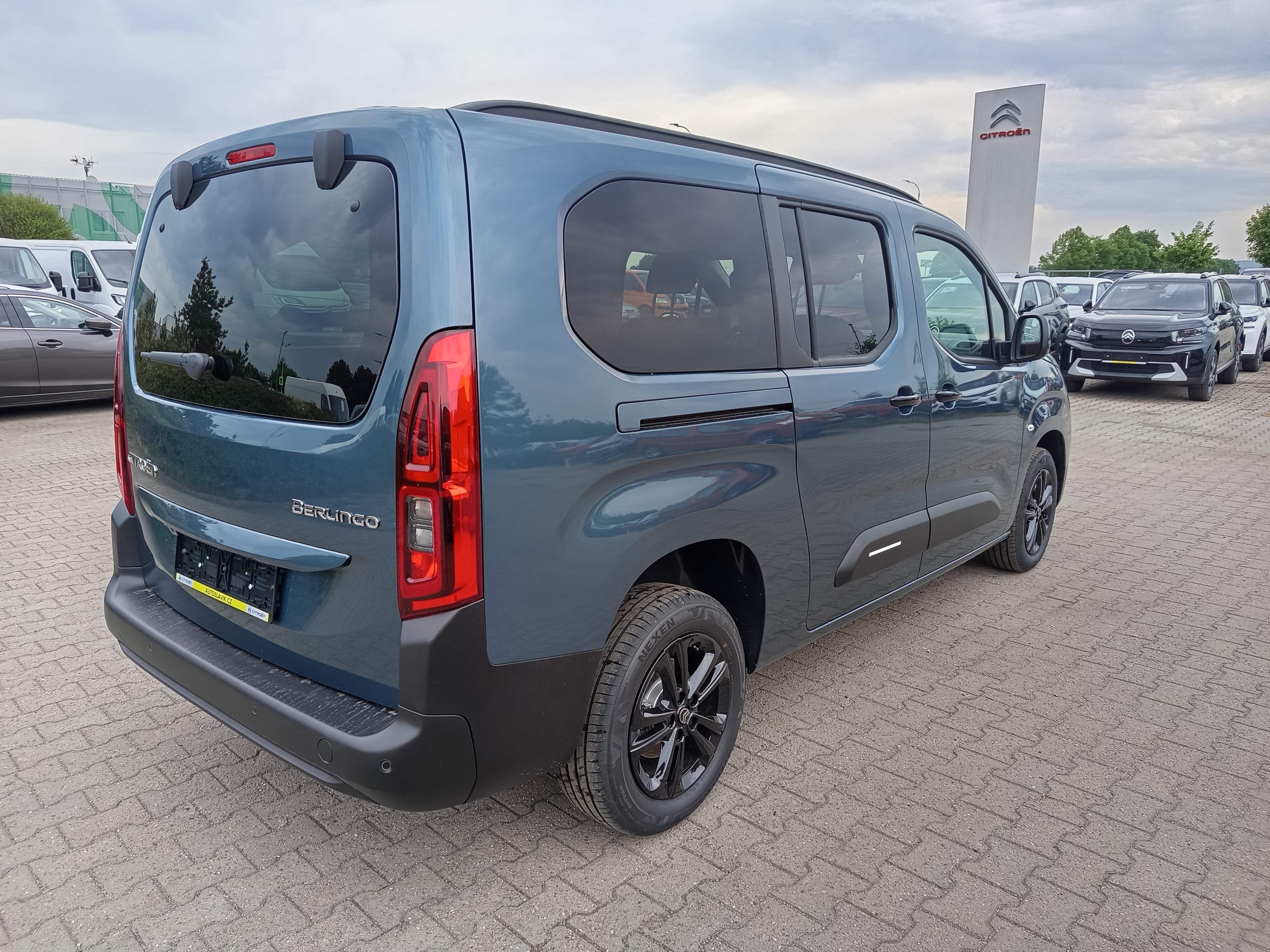 Citroën Berlingo, XL PROFI Plus Petrol 110k man. - fotka 5
