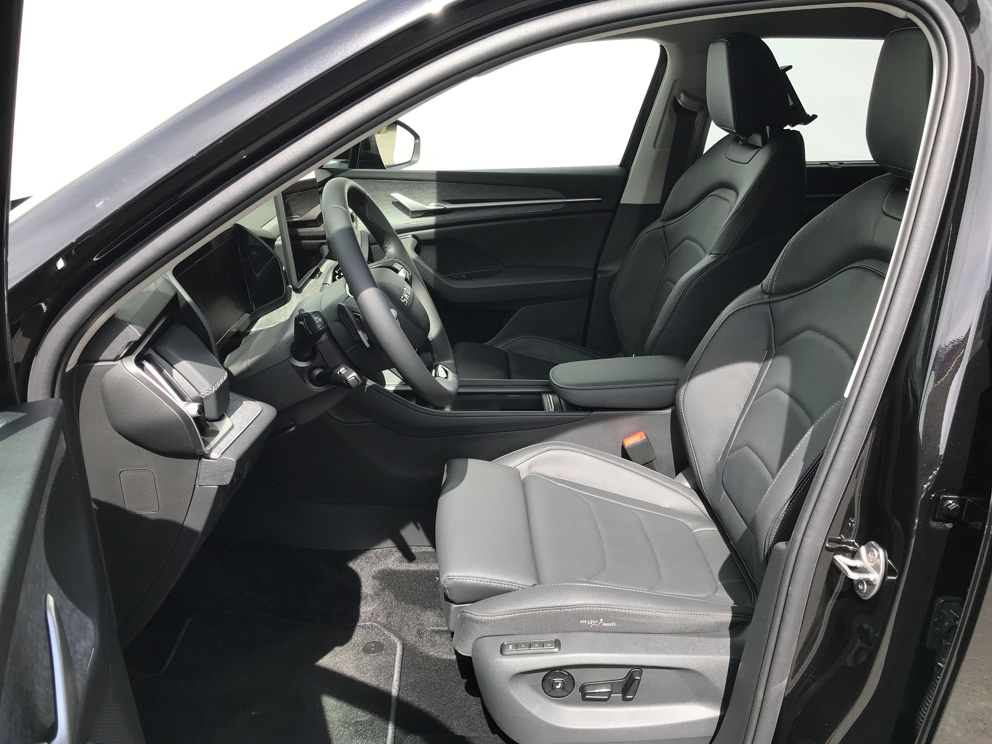 Škoda Kodiaq, 4x4 142kW Exc.sel+TAŽNÉ+NEZTOP - fotka 6