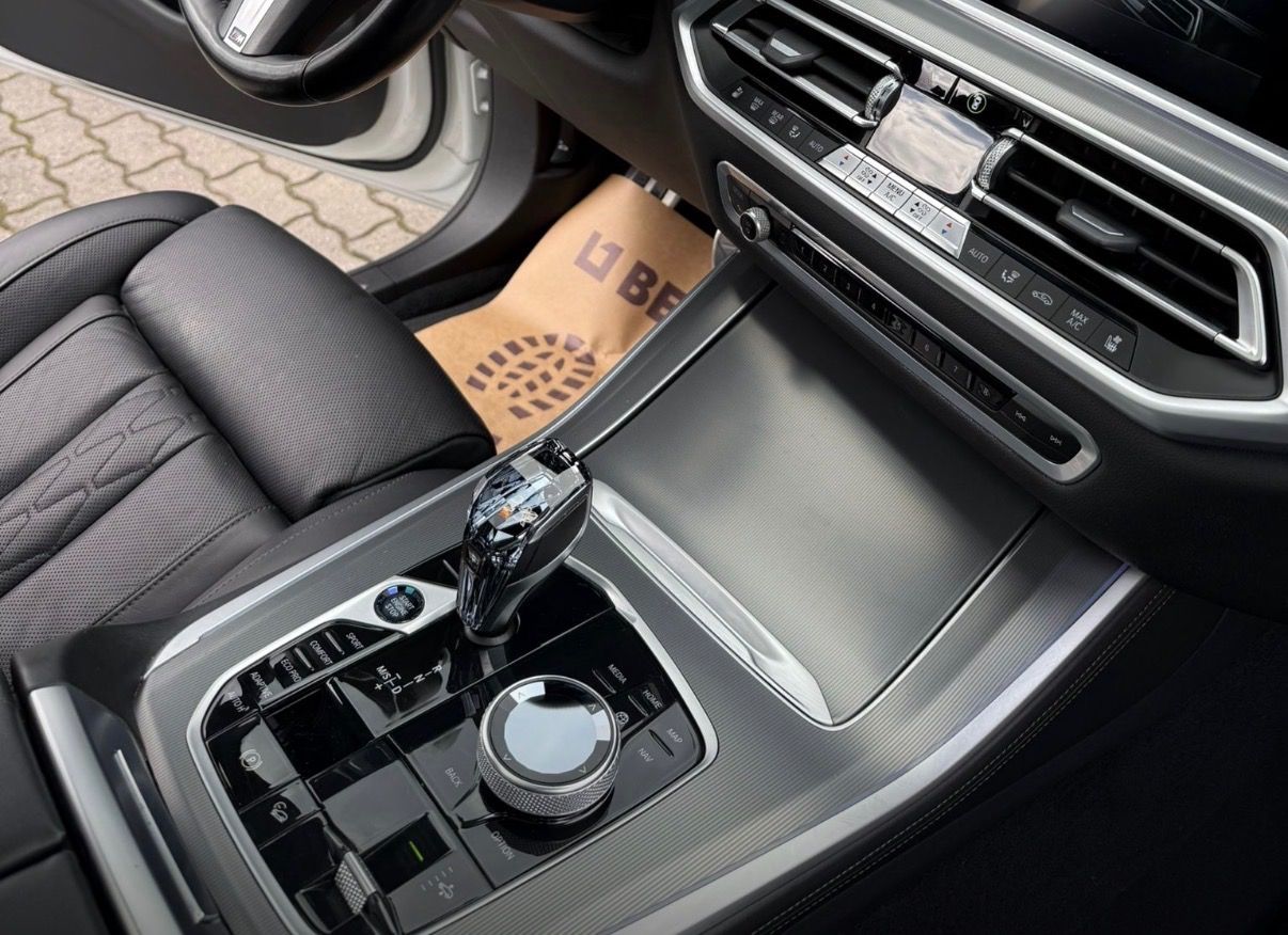 BMW X5, 30d, 7míst, pano, webasto, TZ - fotka 6