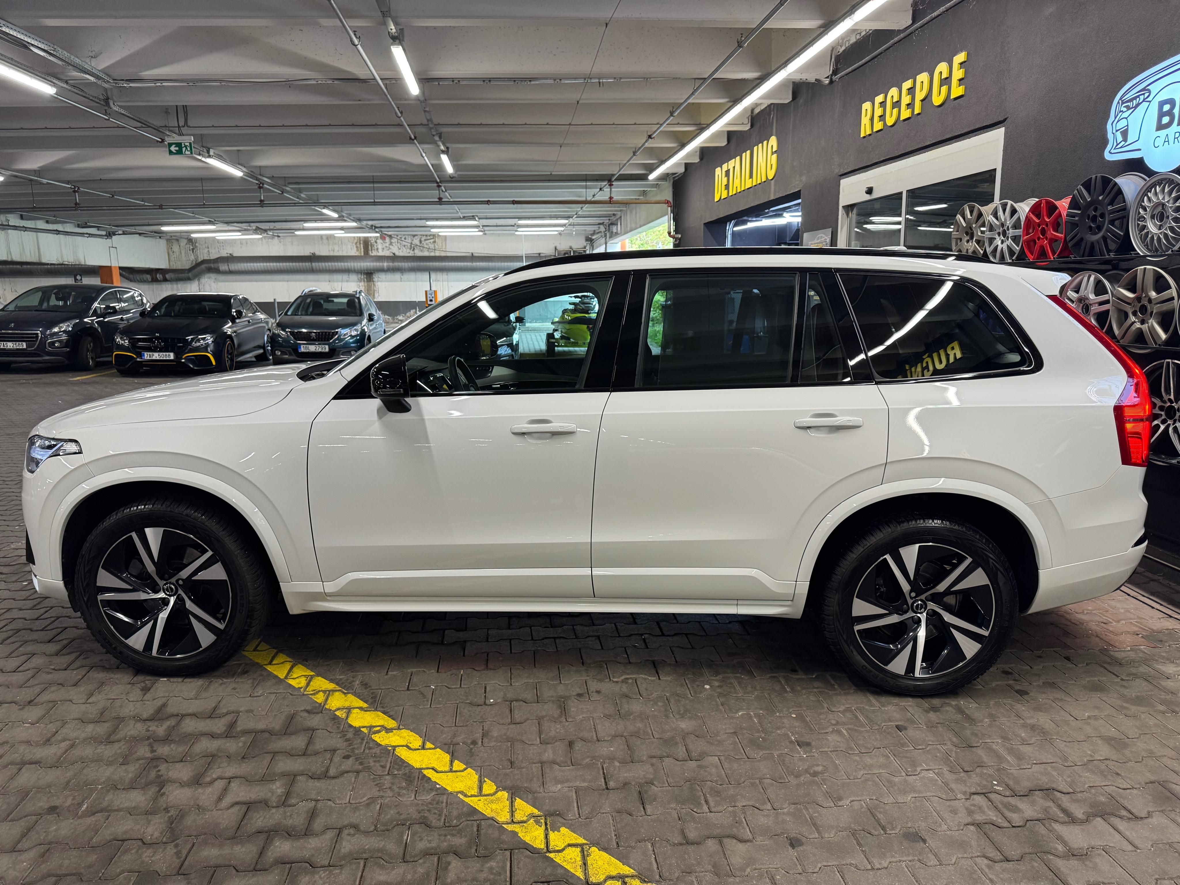 Volvo XC90, B5 AWD R-Desing 7Mist ČR DPH - fotka 5