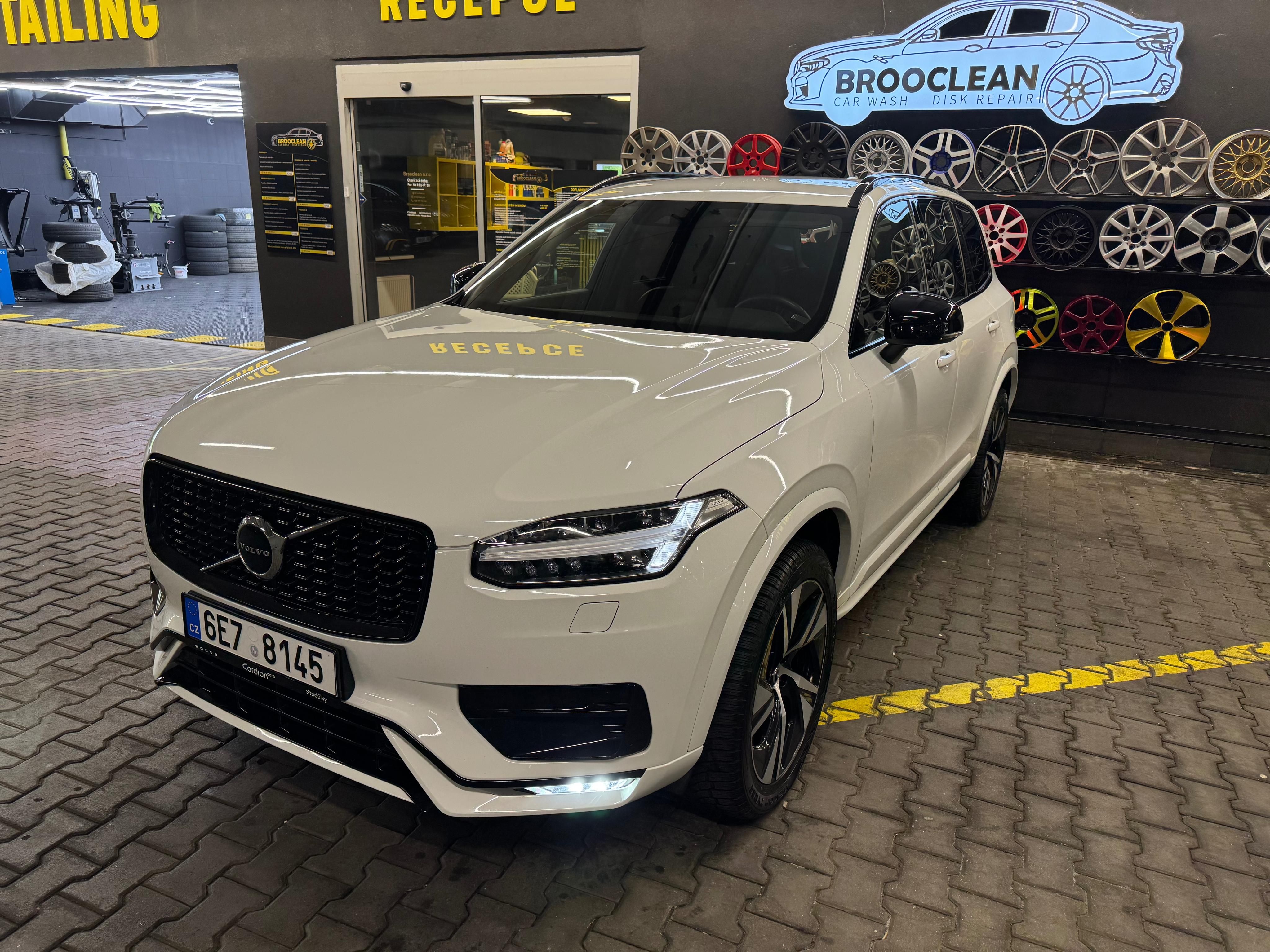 Volvo XC90, B5 AWD R-Desing 7Mist ČR DPH - fotka 3