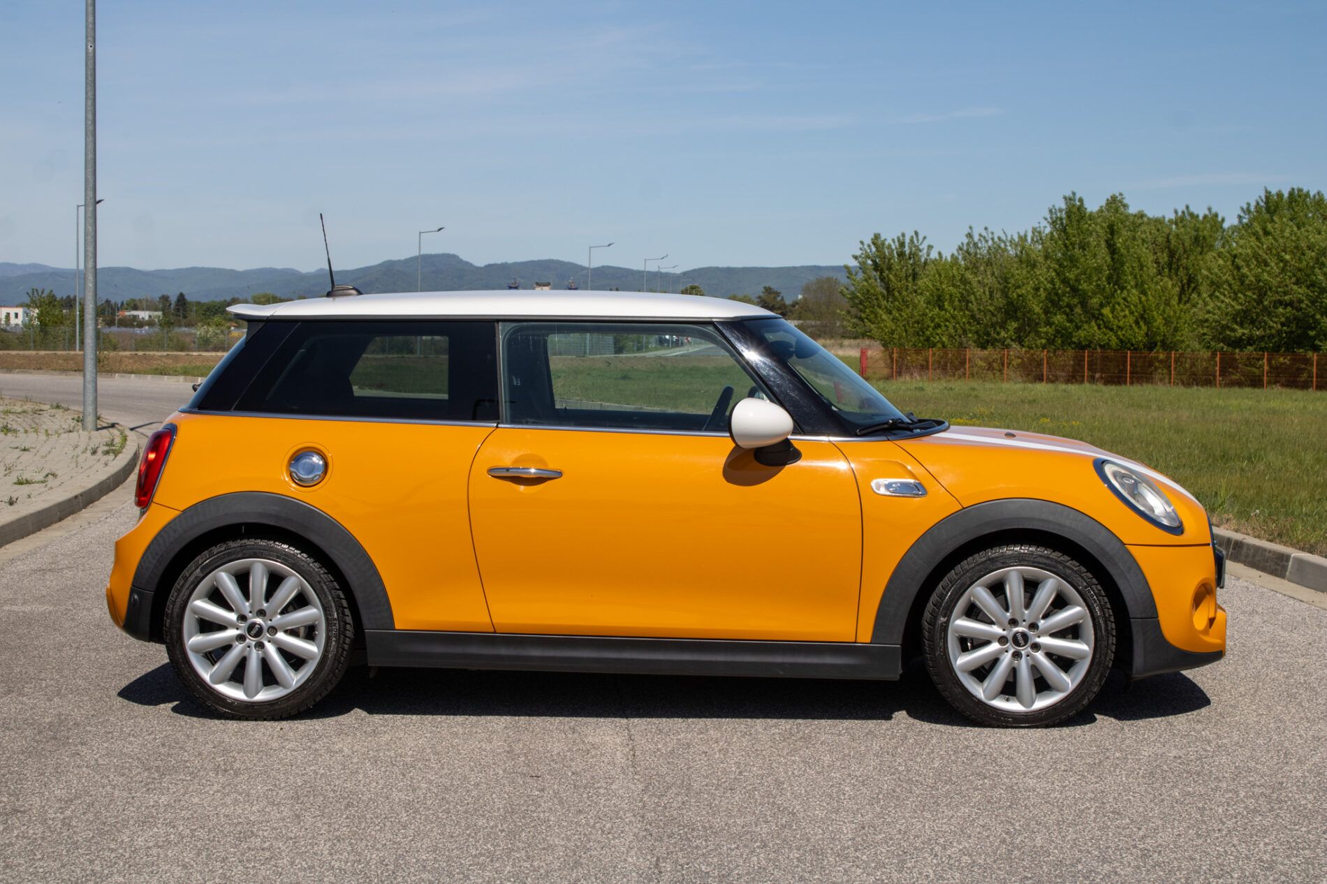 Mini Cooper S - fotka 4