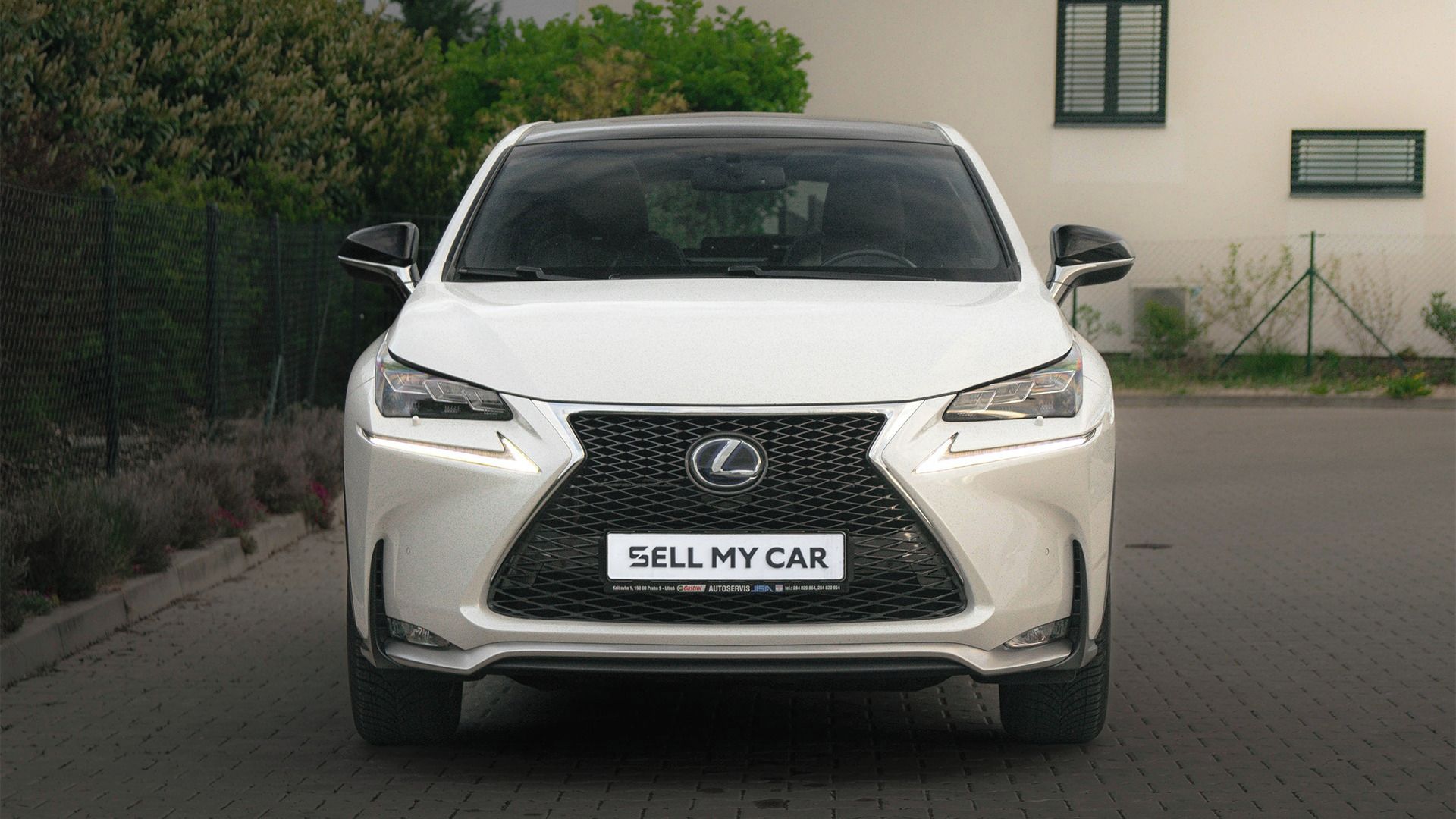 Lexus NX 300h, F SPORT 2,5/114kW 4x4 Panorama - fotka 2