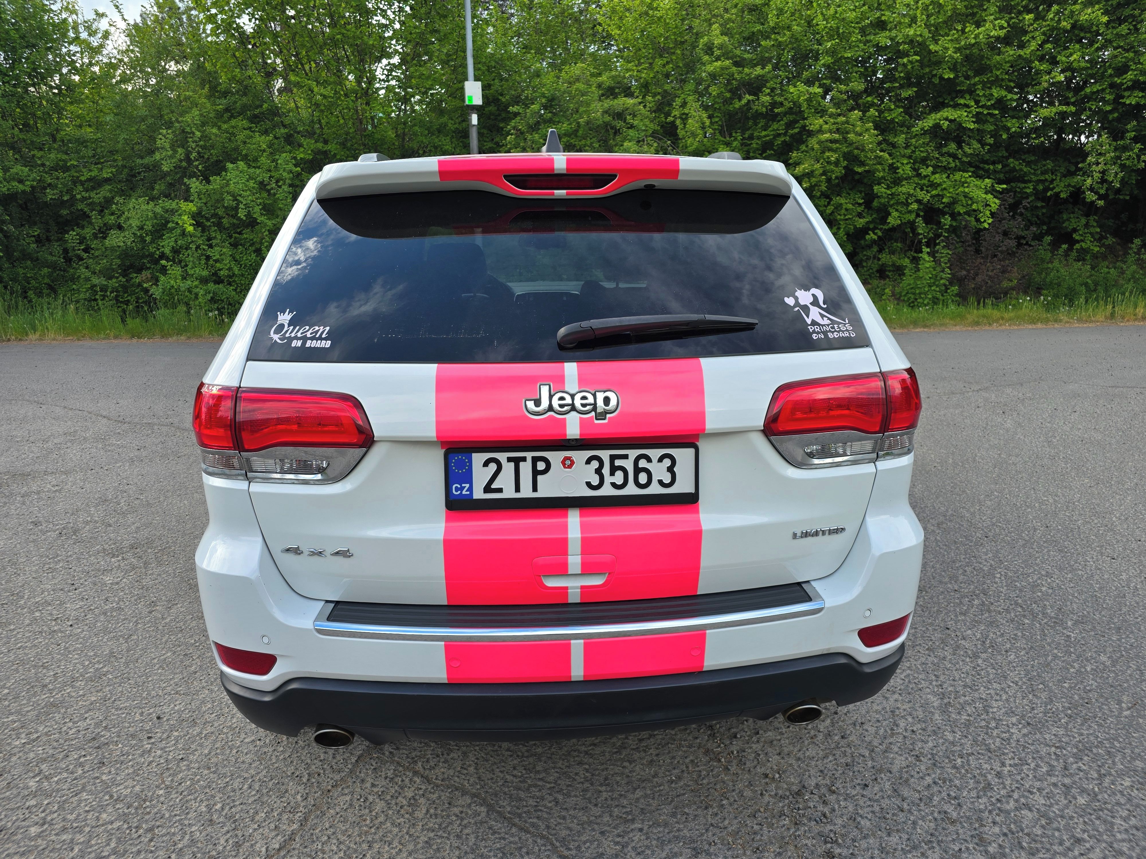 Jeep Grand Cherokee, Limited 4x4 3,6 LPG, DPH - fotka 4