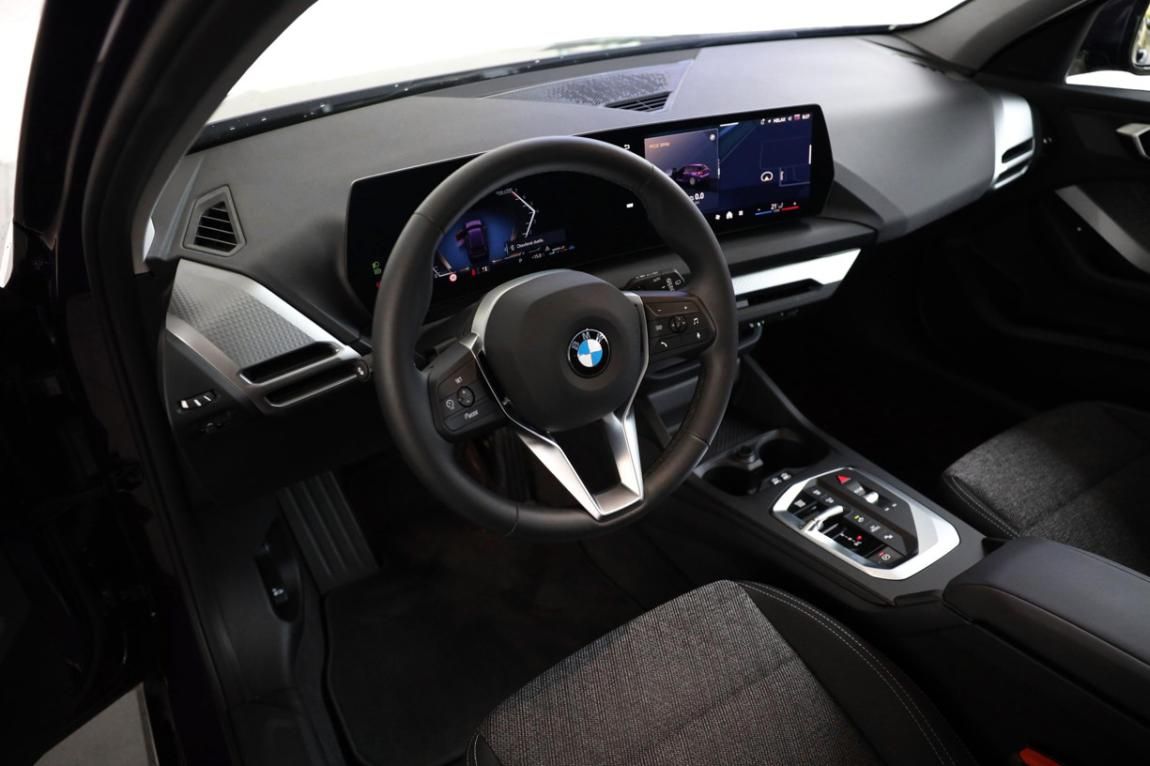 BMW Řada 1, 116 - fotka 2