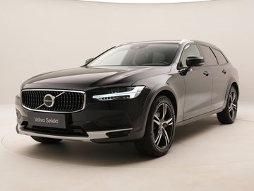 CC D5 AWD MOMENTUM POLESTAR