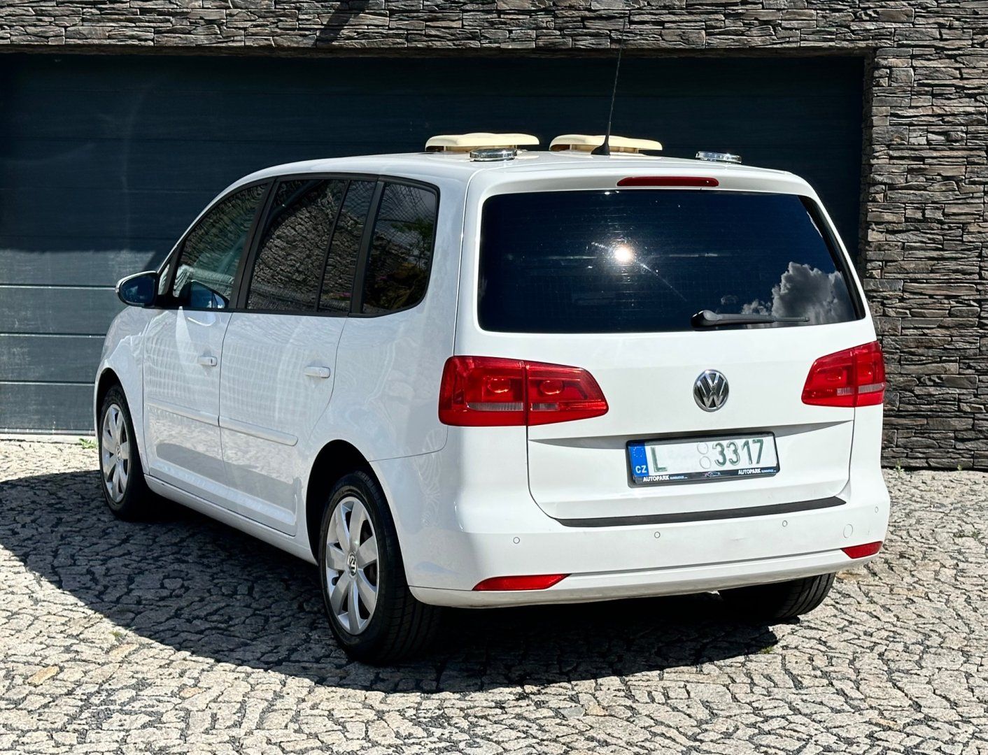 Volkswagen Touran, 1.6 TDi DSG - vestavba pro psa - fotka 6