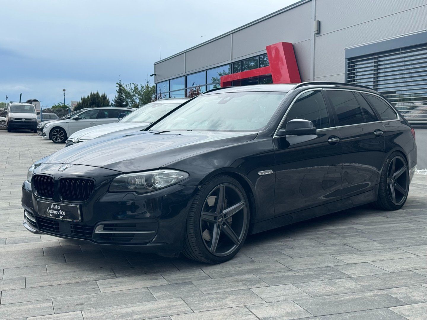 BMW Řada 5, 530d xDrive