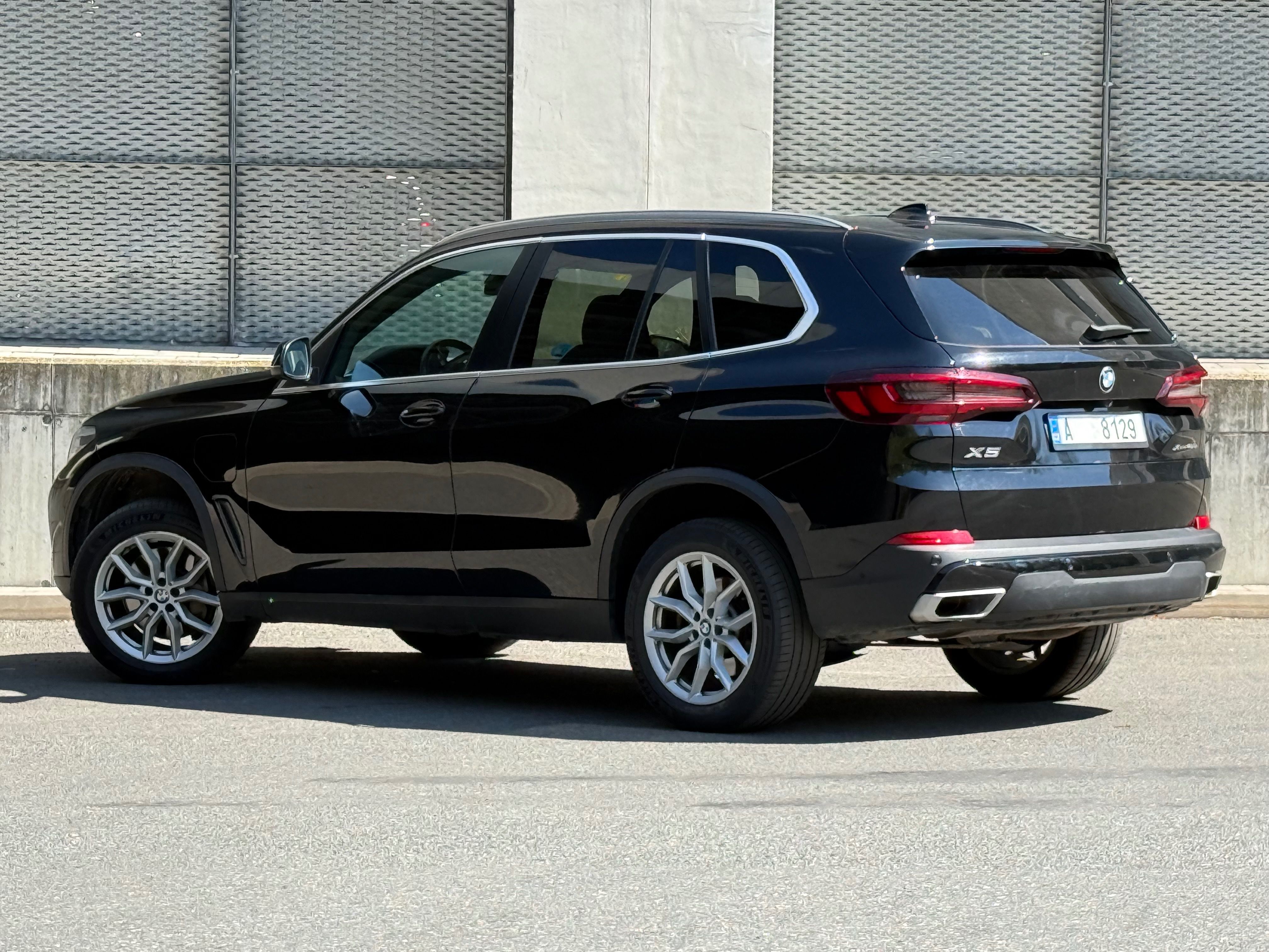 BMW X5, Xdrive, 45e, Pano, DPH - fotka 3