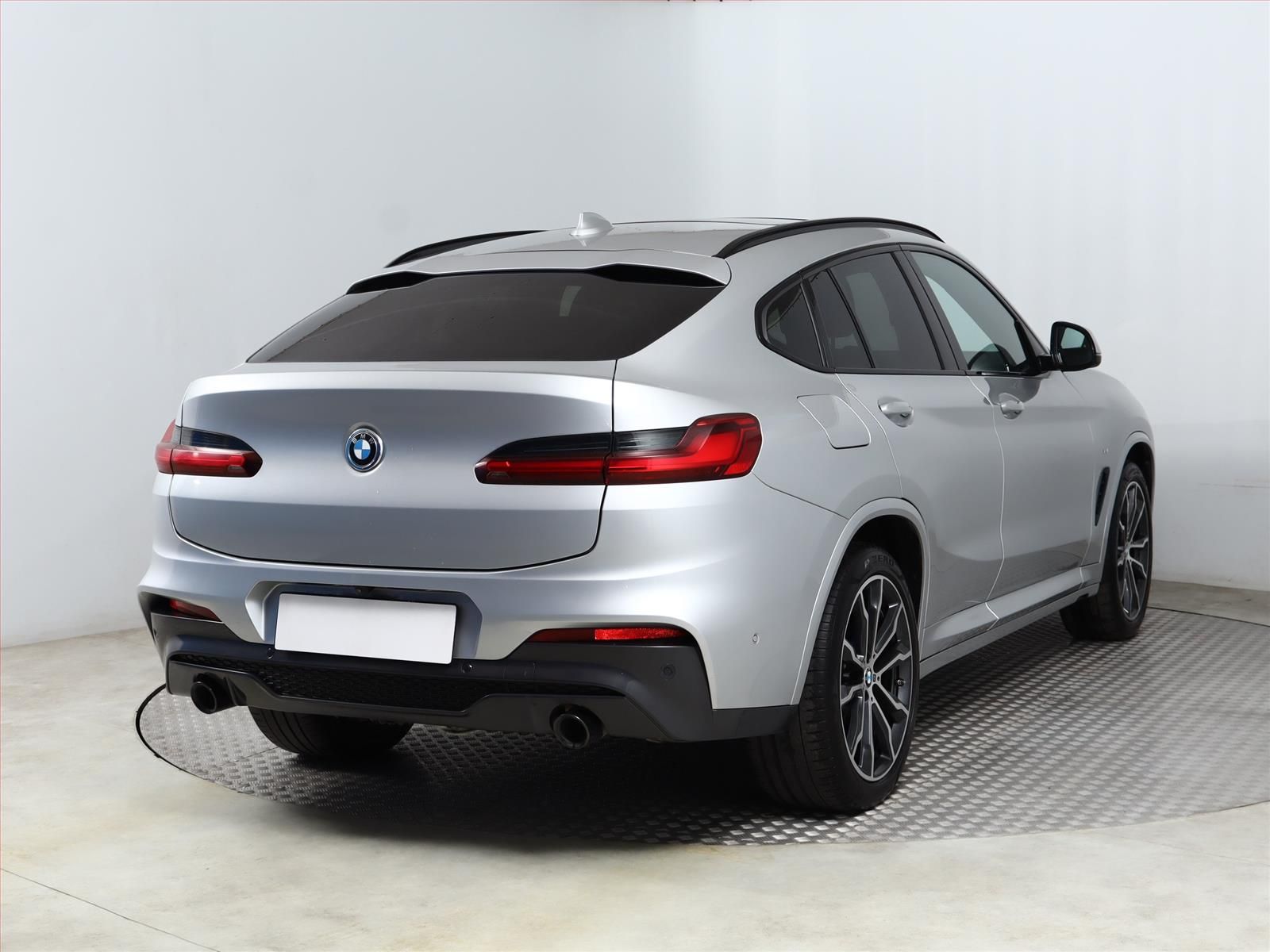 BMW X4, xDrive30d, M Paket X - fotka 5