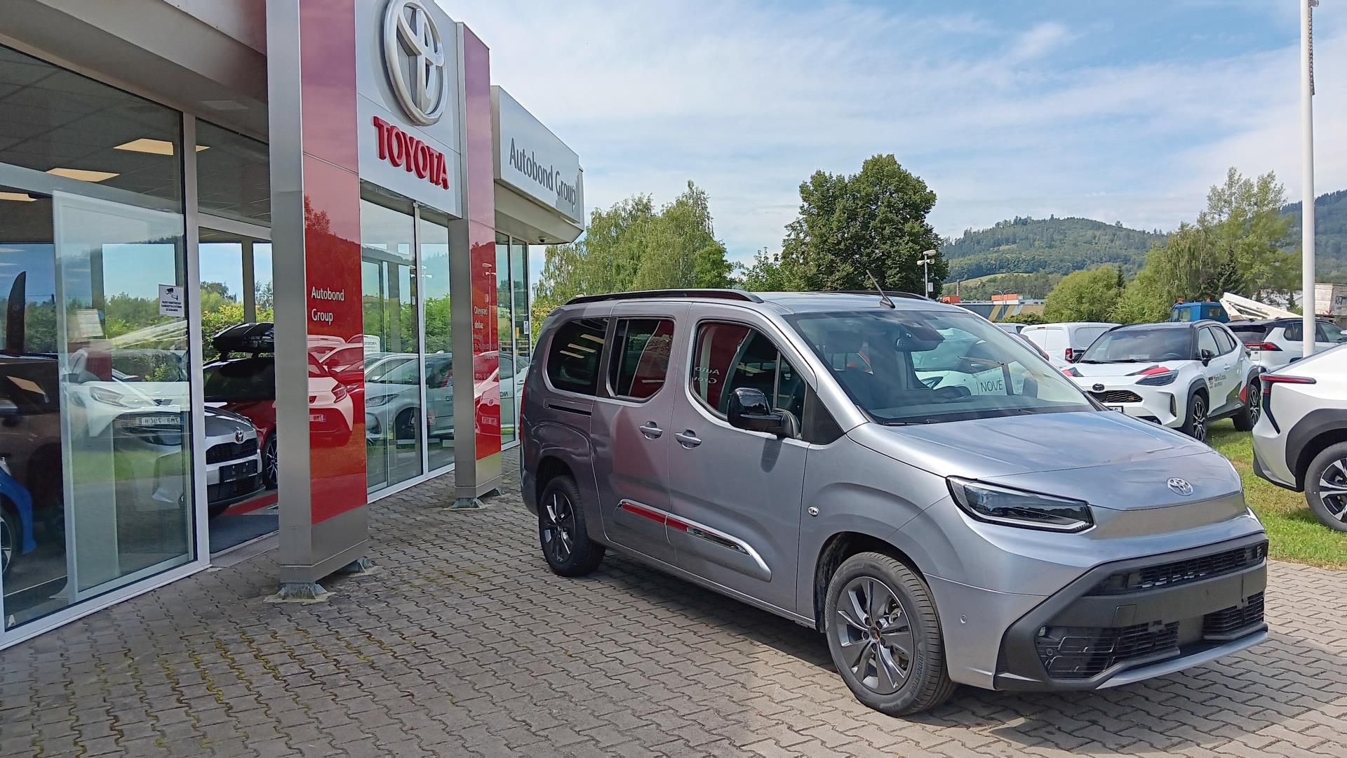 Toyota Proace City Verso, 1.5 8AT VIP - TAŽNÉ ZAŘÍZENÍ P - fotka 3