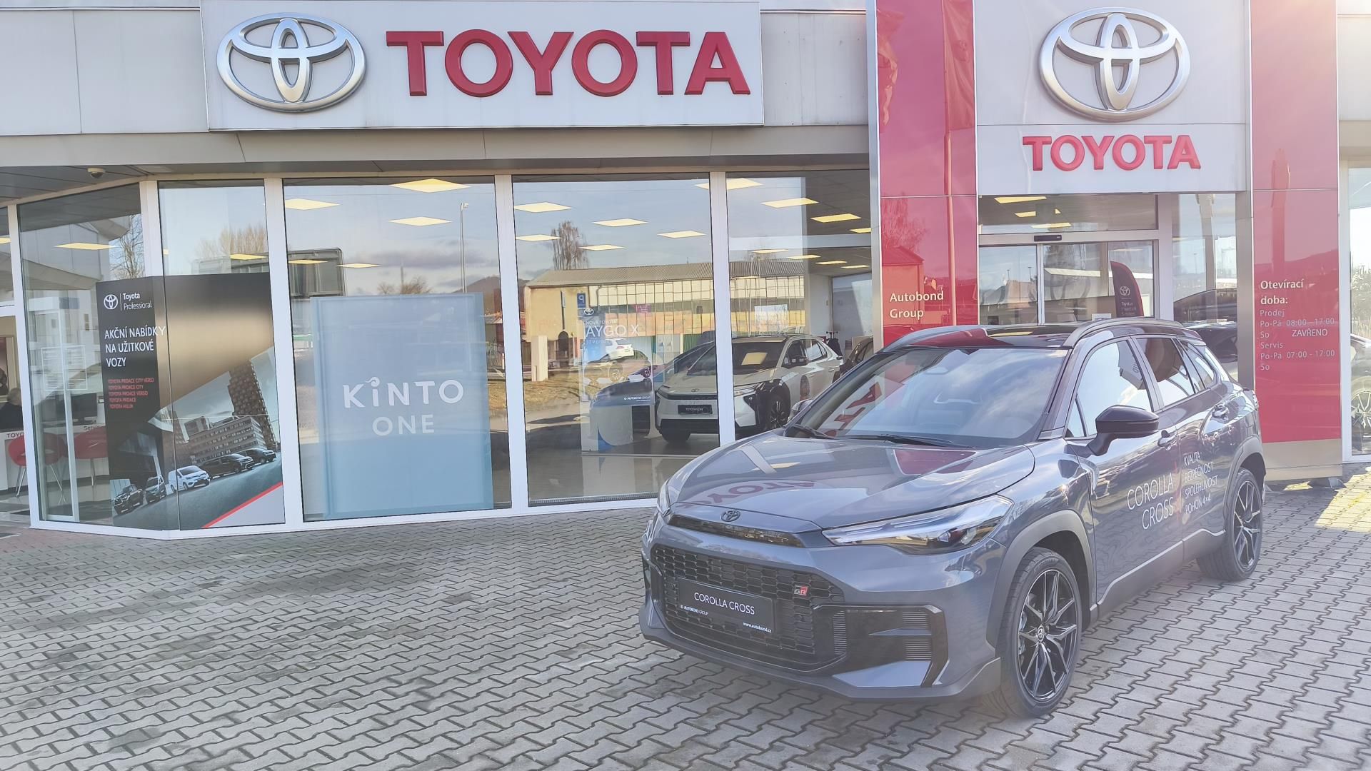 Toyota Corolla Cross, 2.0 HEV 4X4 - GR SPORT VIP