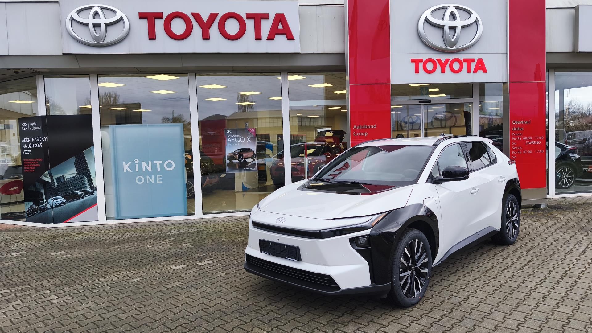 Toyota bZ4X, BEV 4X4 - EXECUTIVE