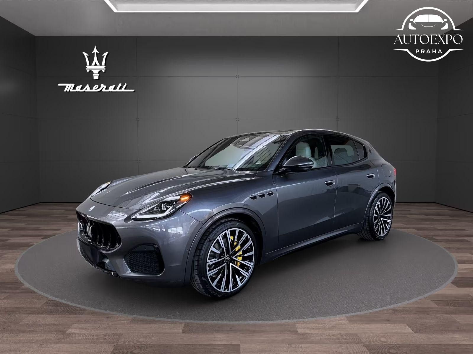 Maserati Grecale, Modena