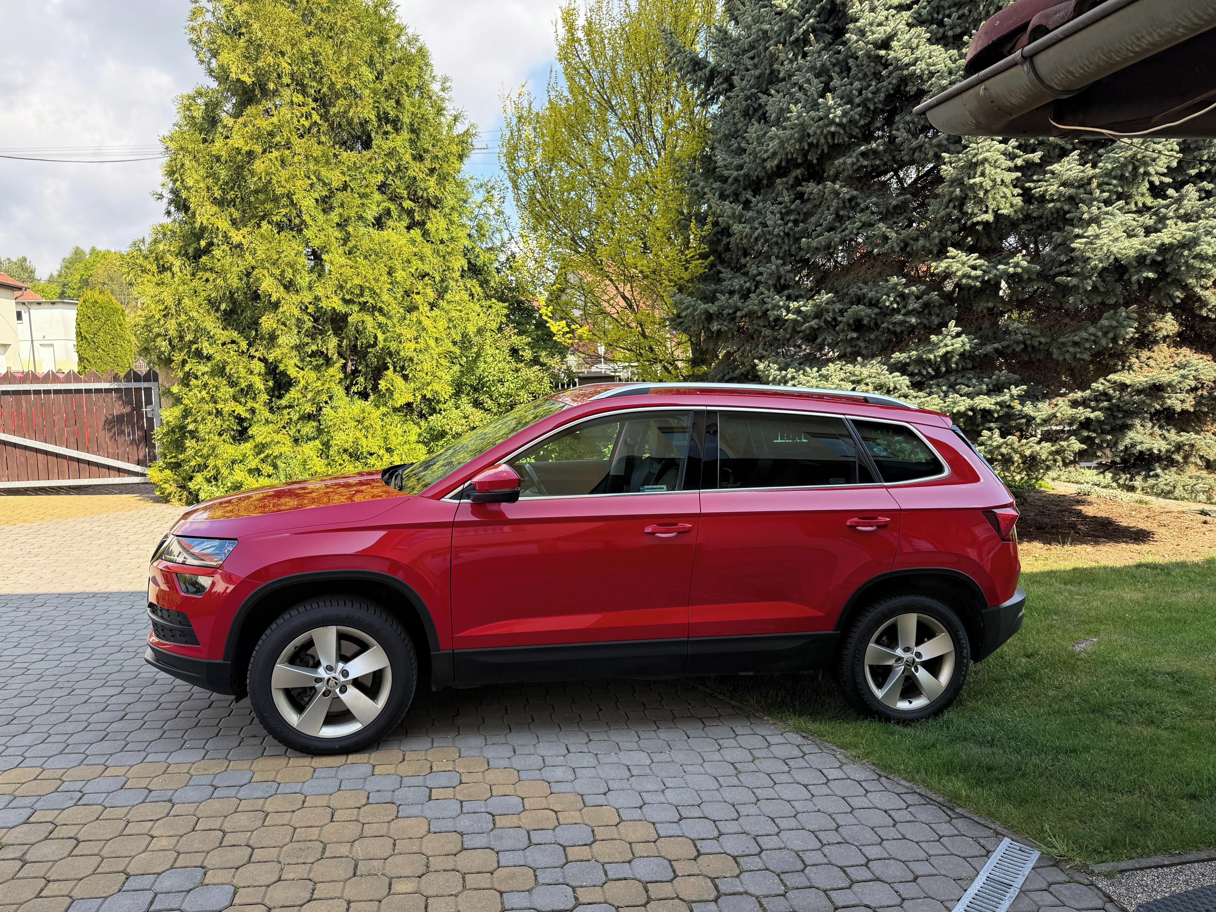 Škoda Karoq, 2,0TDI 4x4 DSG,STYLE+,EL.TAŽNÉ - fotka 4