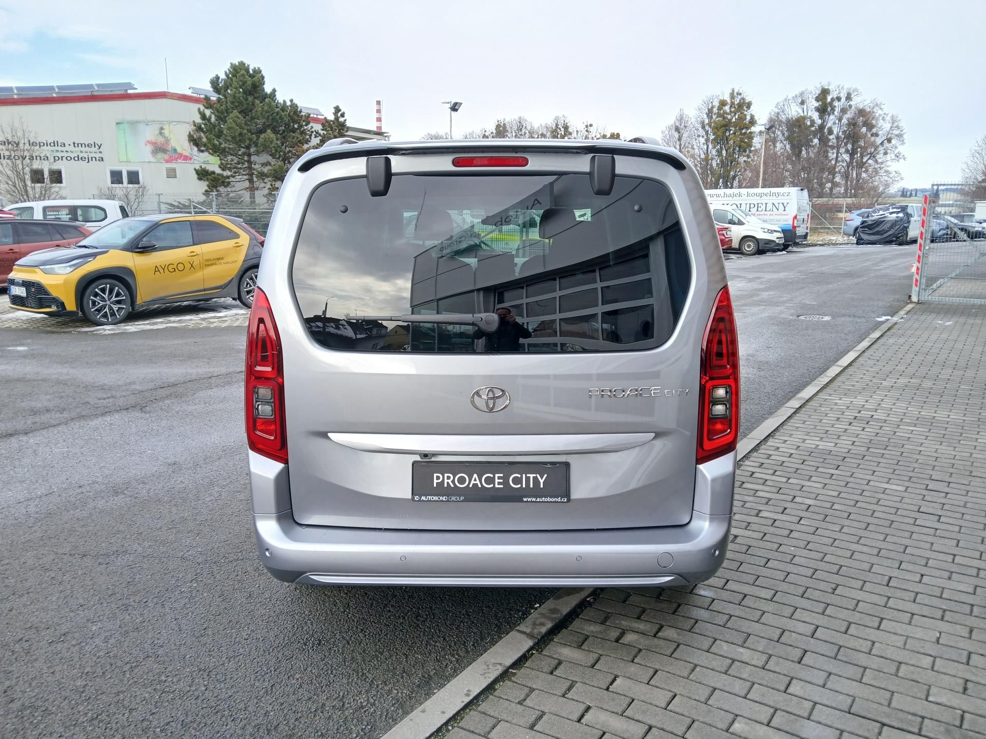 Toyota Proace City Verso, 1.5D 6MT Long Family 7 míst - fotka 6