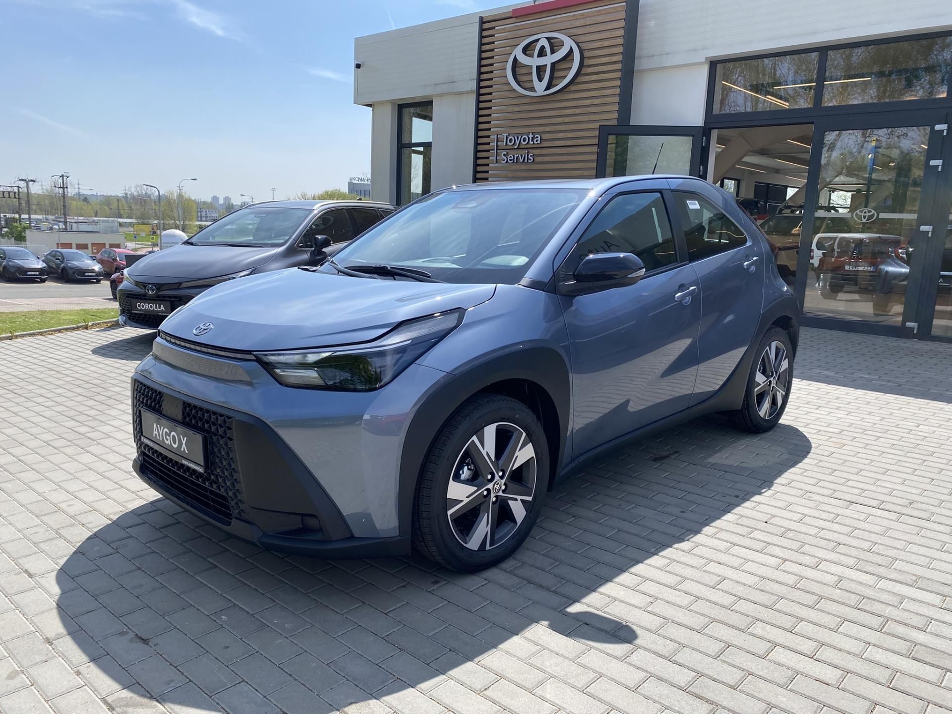 Toyota Aygo, 1.5 HEV COMFORT - fotka 2